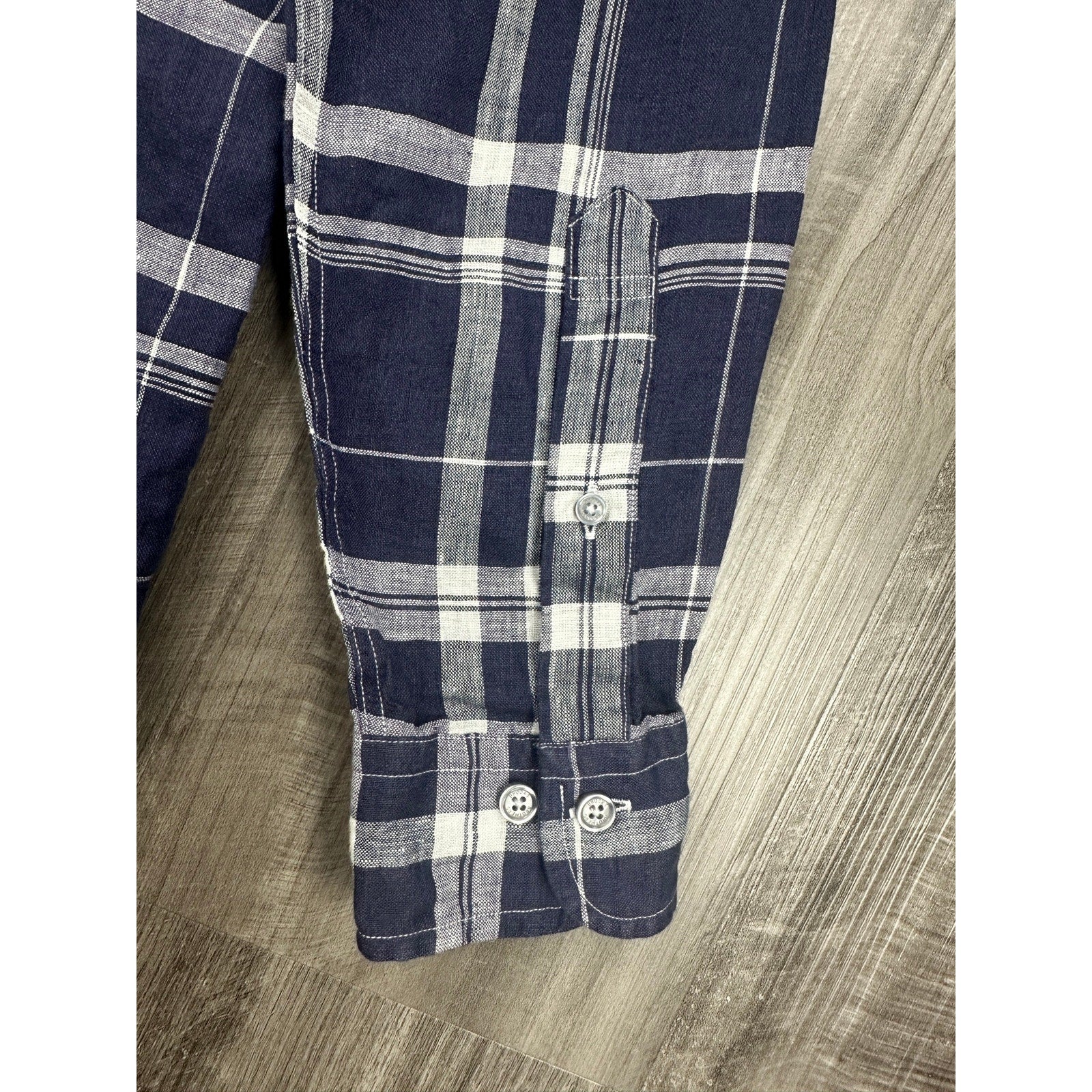 Brooks Brothers Milano Fit Baird McNutt Irish Linen Plaid Long Sleeve Button Down in Navy White — Size Small // Preowned