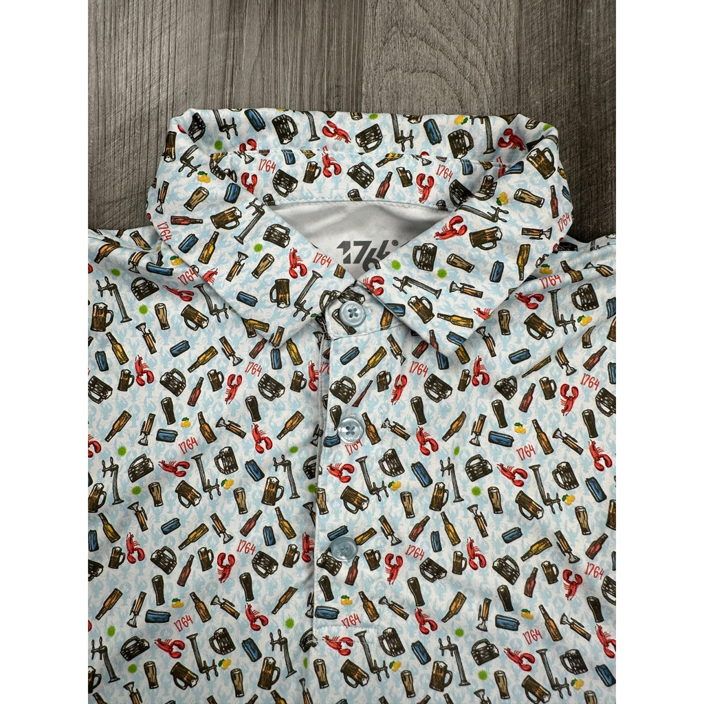 1764 Beer Crab Golf Polo in White Light Blue Lobster Print — Size Medium // Preowned