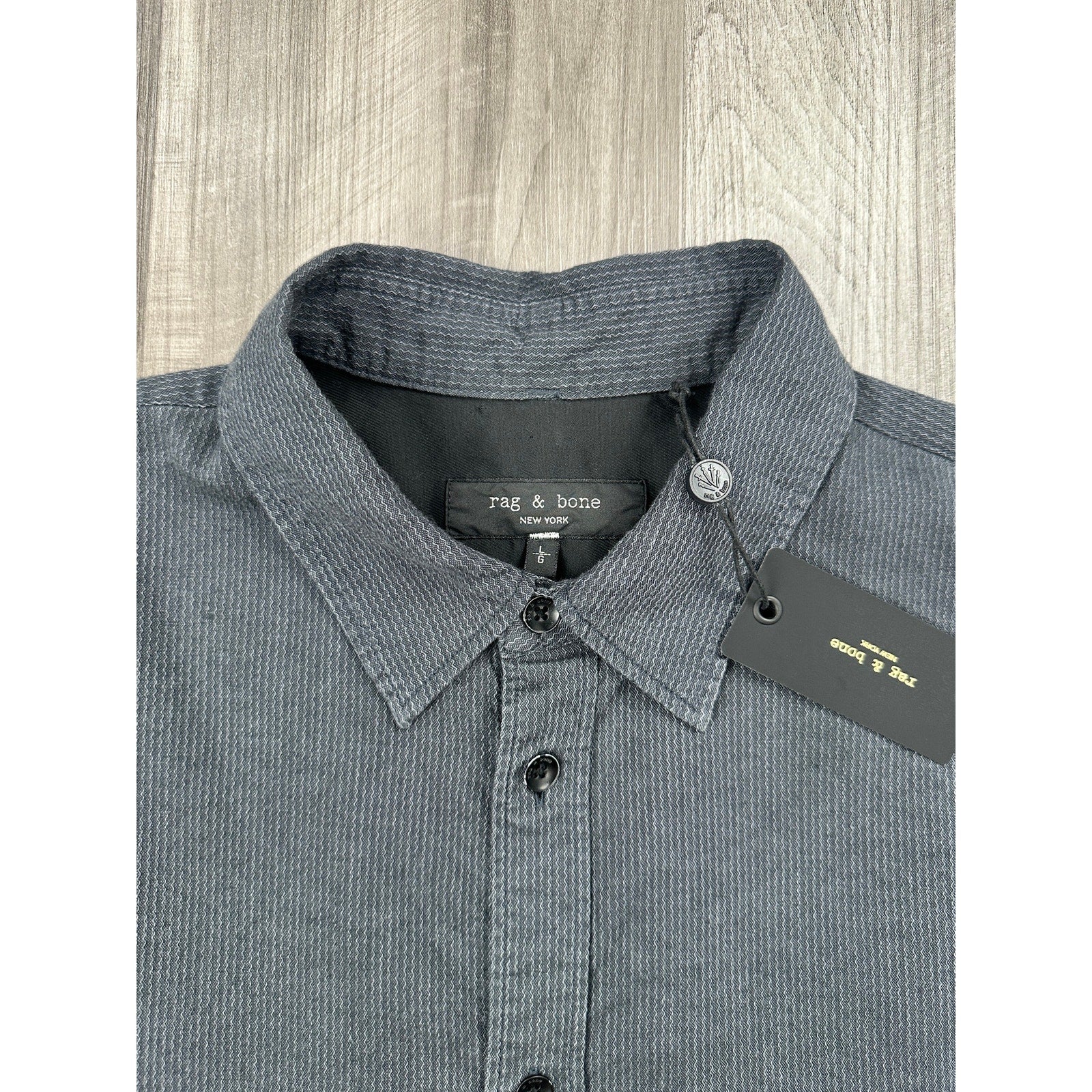 rag and bone Zane Poplin Wave Pinstripe Long Sleeve Button Down in Black and Gray — Size Large