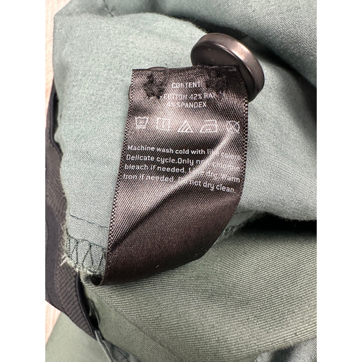 7 Diamonds Parker Performance Straight Stretch Chino Pants — Size 36 // Preowned