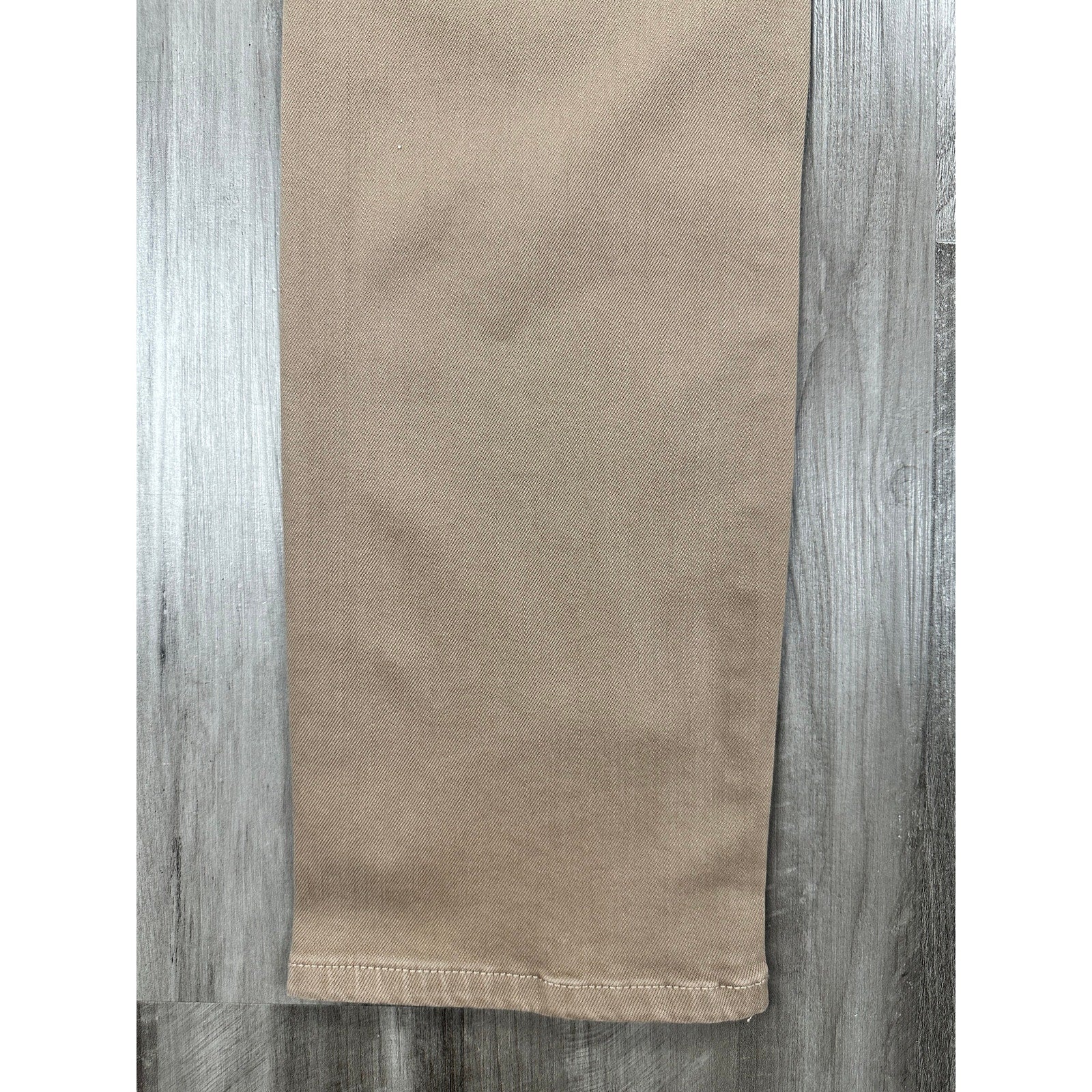 Liverpool Los Angeles Kingston Modern Straight Stretch Jean in Taupe — Size 32x34