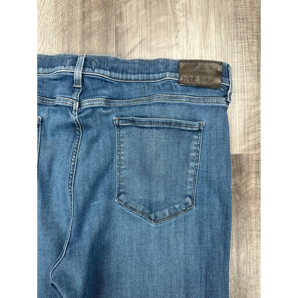 Paige Federal Slim Straight Warwick Jeans — Size 40 // Preowned