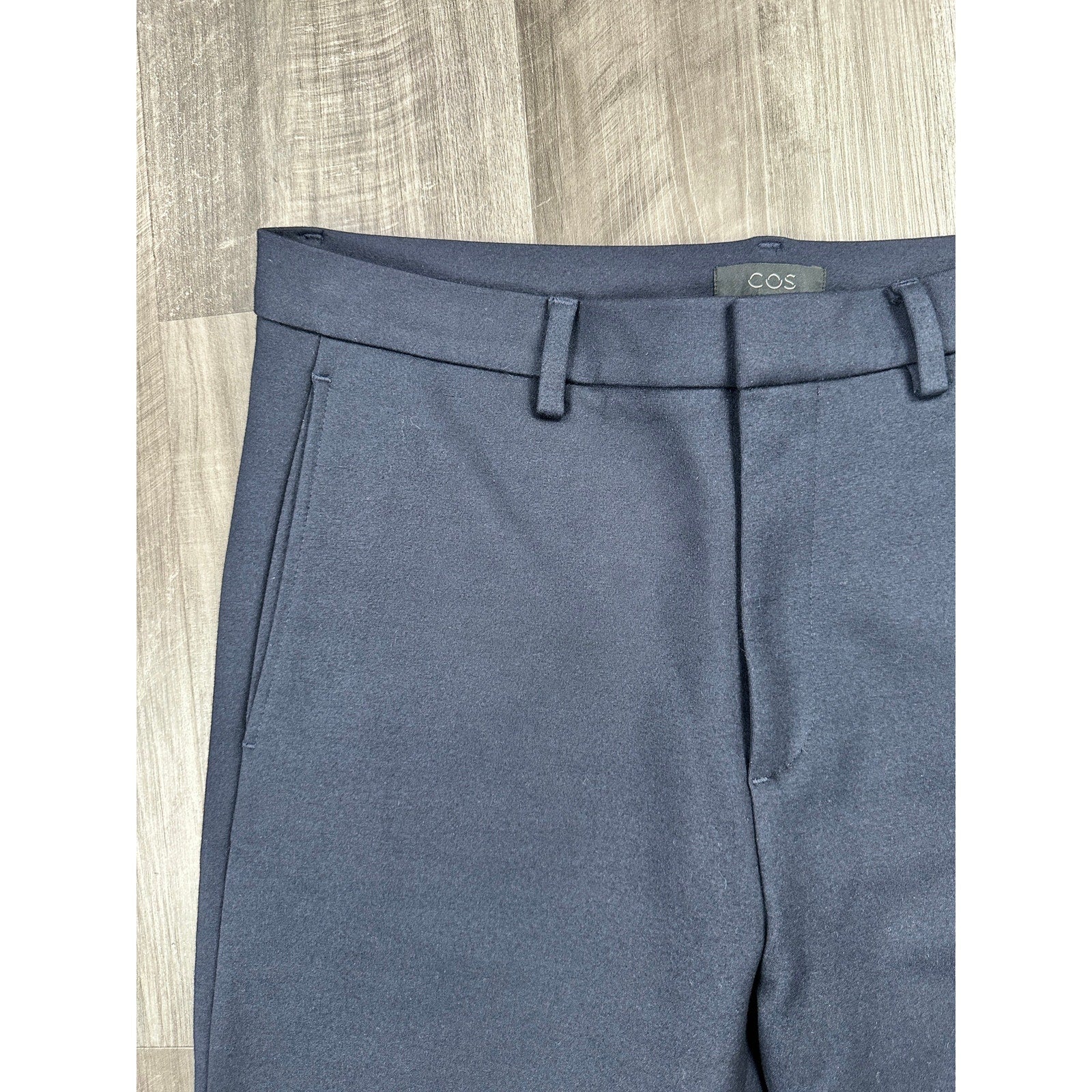 COS Slim Tapered Viscose Blend Ankle Zip Trousers in Navy — Size 50 (US 34R) // Preowned
