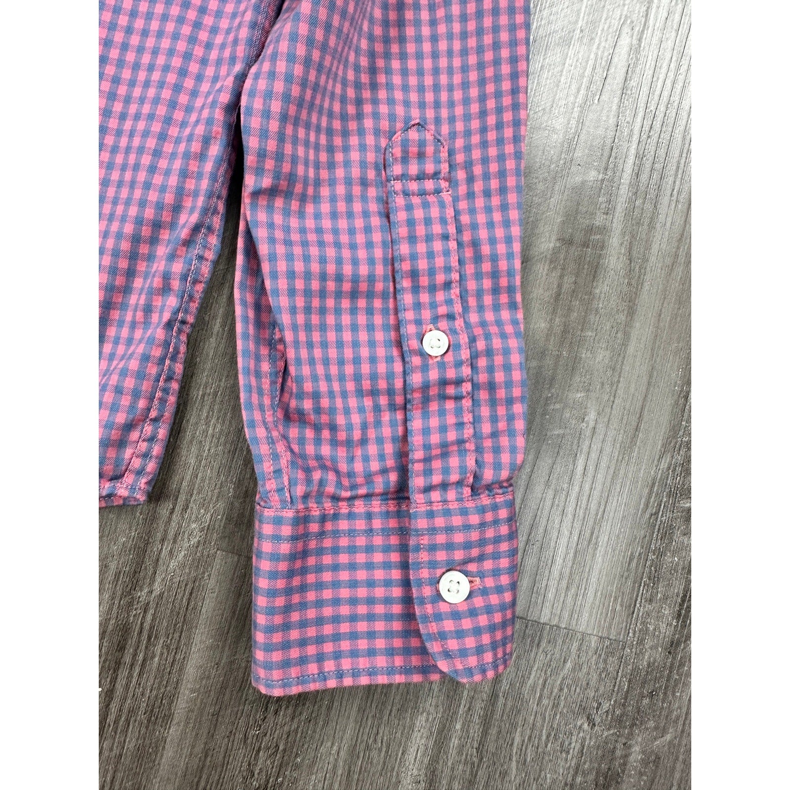Faherty The Movement Long Sleeve Shirt in Blue Rose Gingham — Size Large // Preowned
