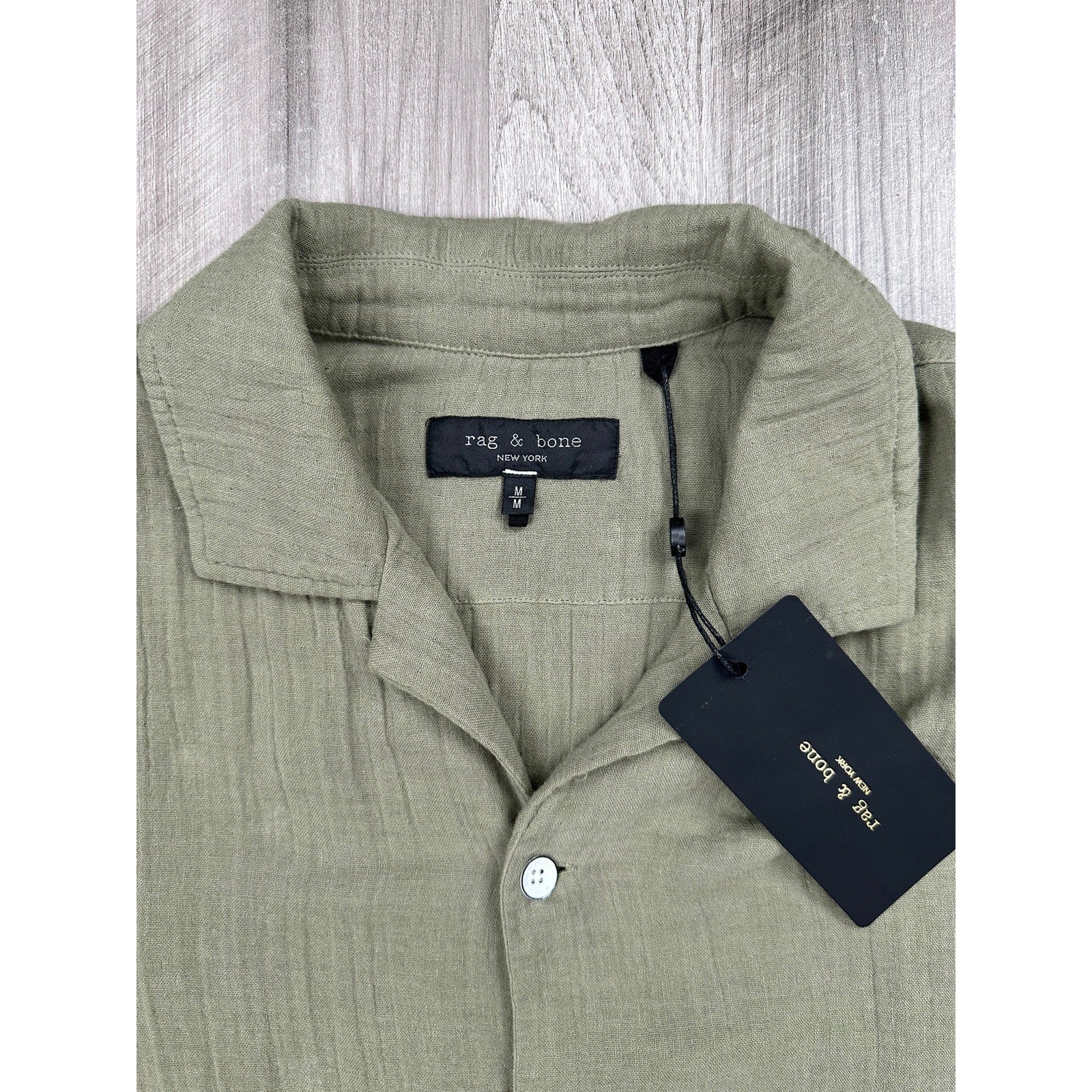 Rag & Bone Alan Gauze Short Sleeve Shirt in Olive Green — Size Medium