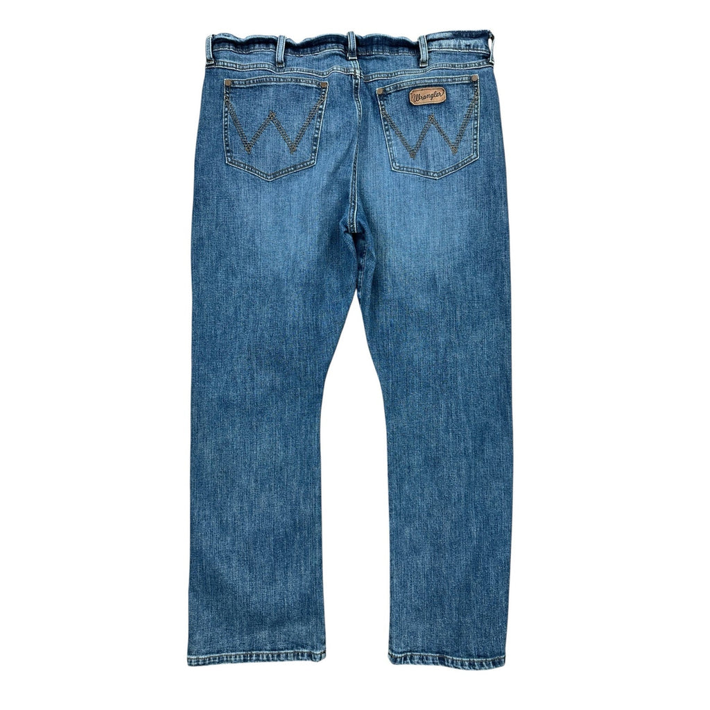 Wrangler RETRO Slim Bootcut Gunter Jeans — Size 38x32 // Preowned