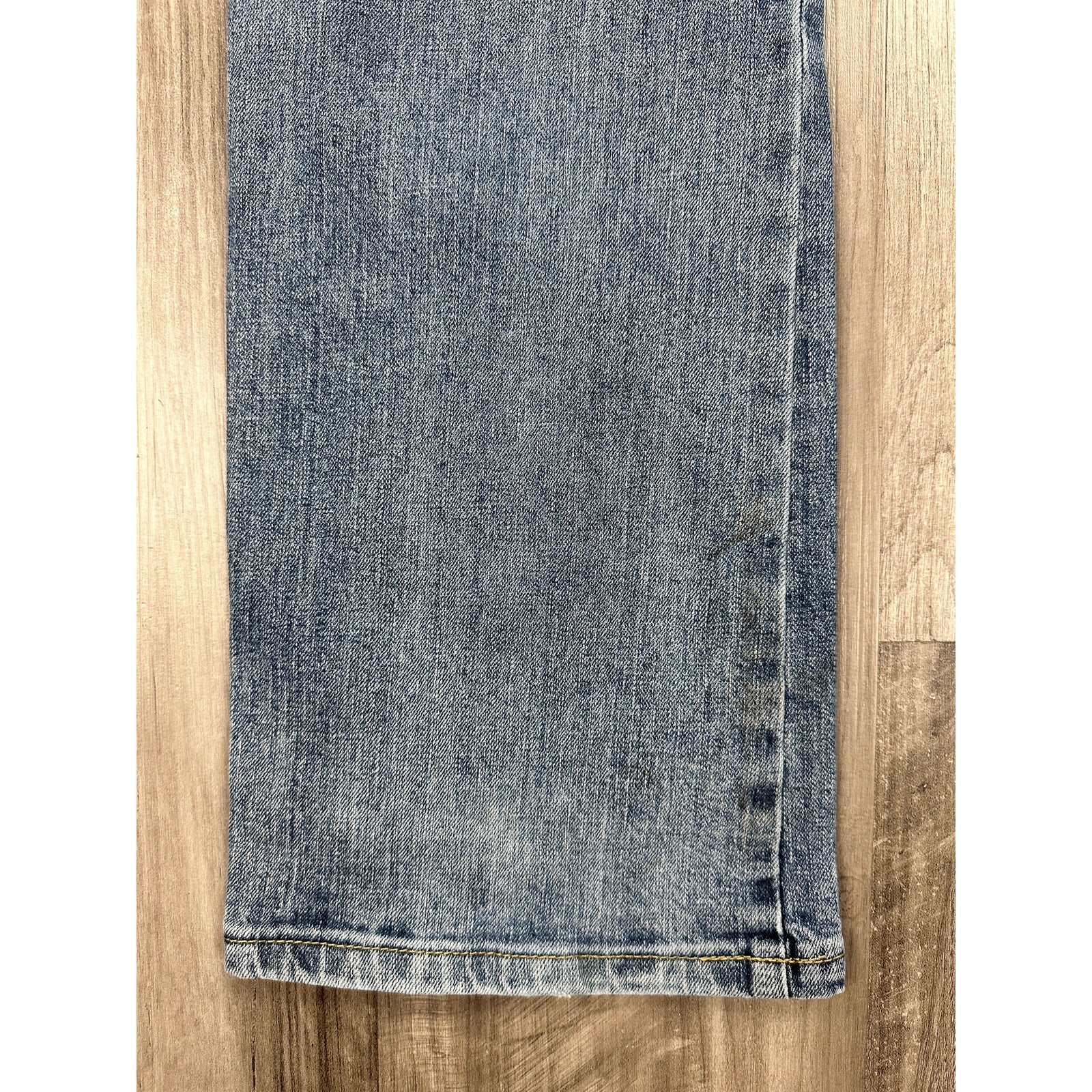 Wrangler Retro Slim Boot Cut Jeans in Blue — Size 32x34 // Preowned