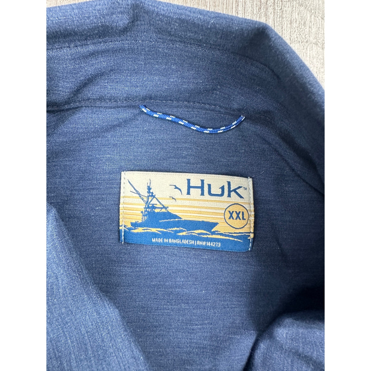 HUK Kona Solid Short Sleeve Button Down Shirt — Size 2XL
