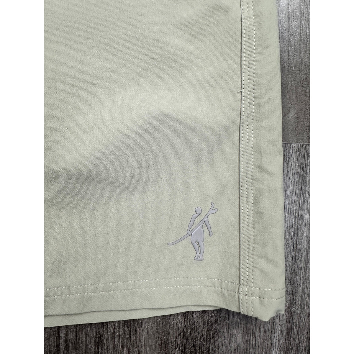 Toes on the Nose Legend Hybrid Walkshorts — Size 32 // Preowned