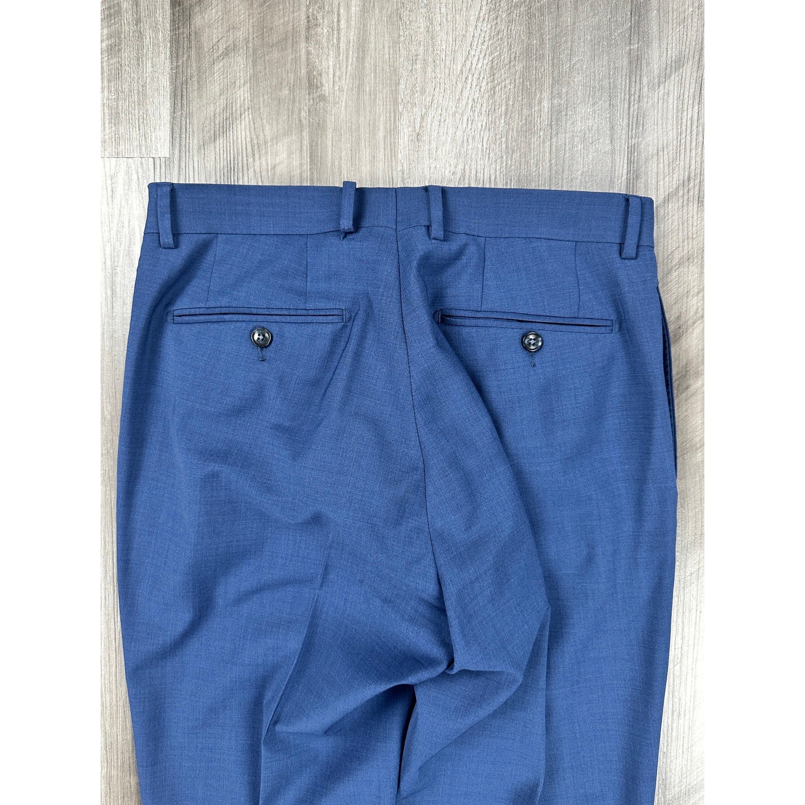 Calvin Klein X Slim Fit Stretch Three Piece Suit in Dark Blue Navy — Size 38R // Preowned