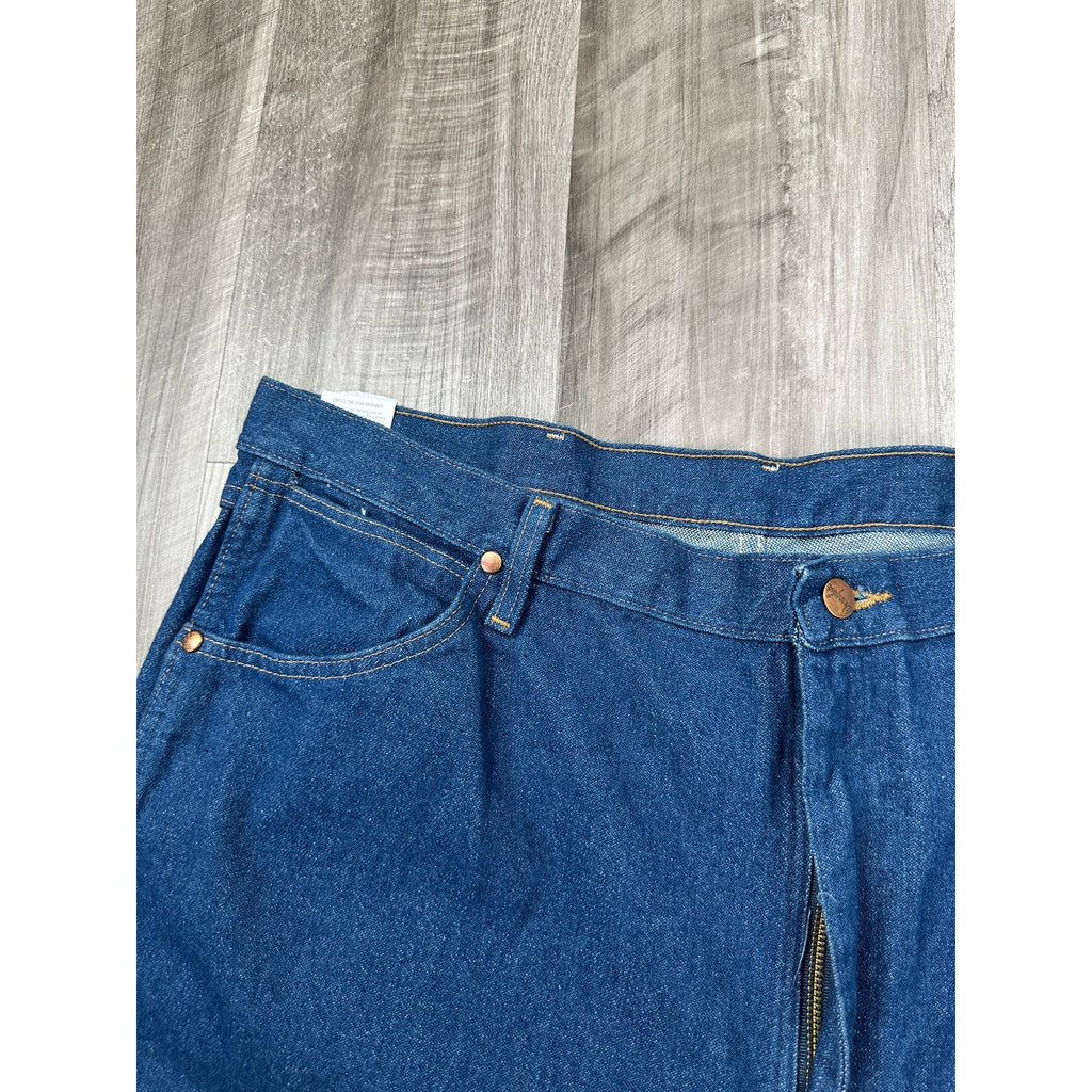 Wrangler Cowboy Cut Slim Fit Jean in Blue — Size 40x36