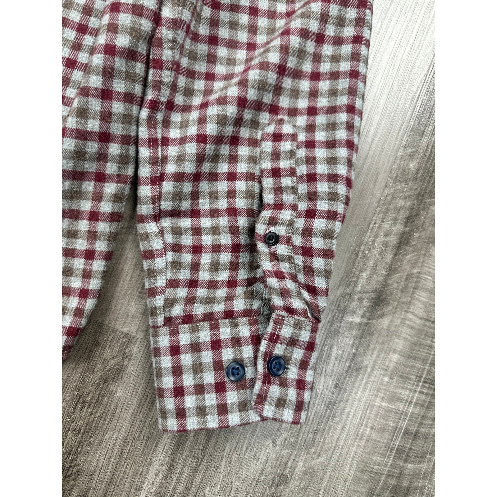Johnnie-O Dickens Hangin' Out Flannel Checkered Long Sleeve Button Down in Malibu Red — Size Medium // Preowned