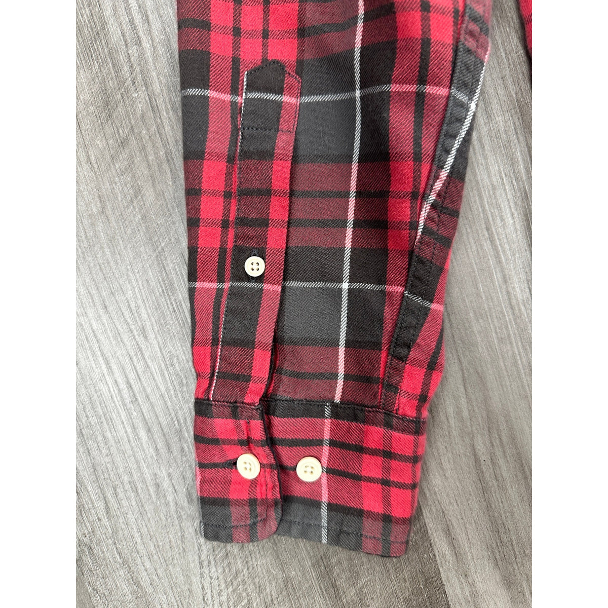 Johnnie-O Luca Flannel Plaid Long Sleeve Shirt — Size Medium // Preowned