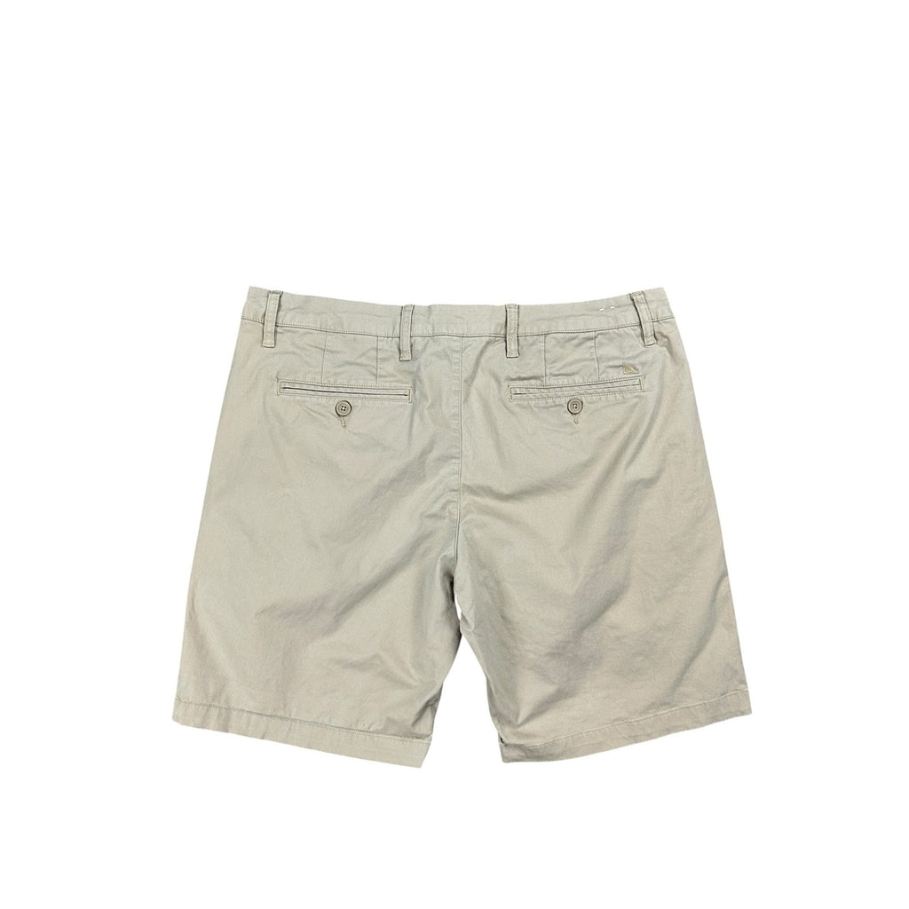 UNTUCKit St. Vincent 9-Inch Chino Shorts in Tan — Size 36 // Preowned