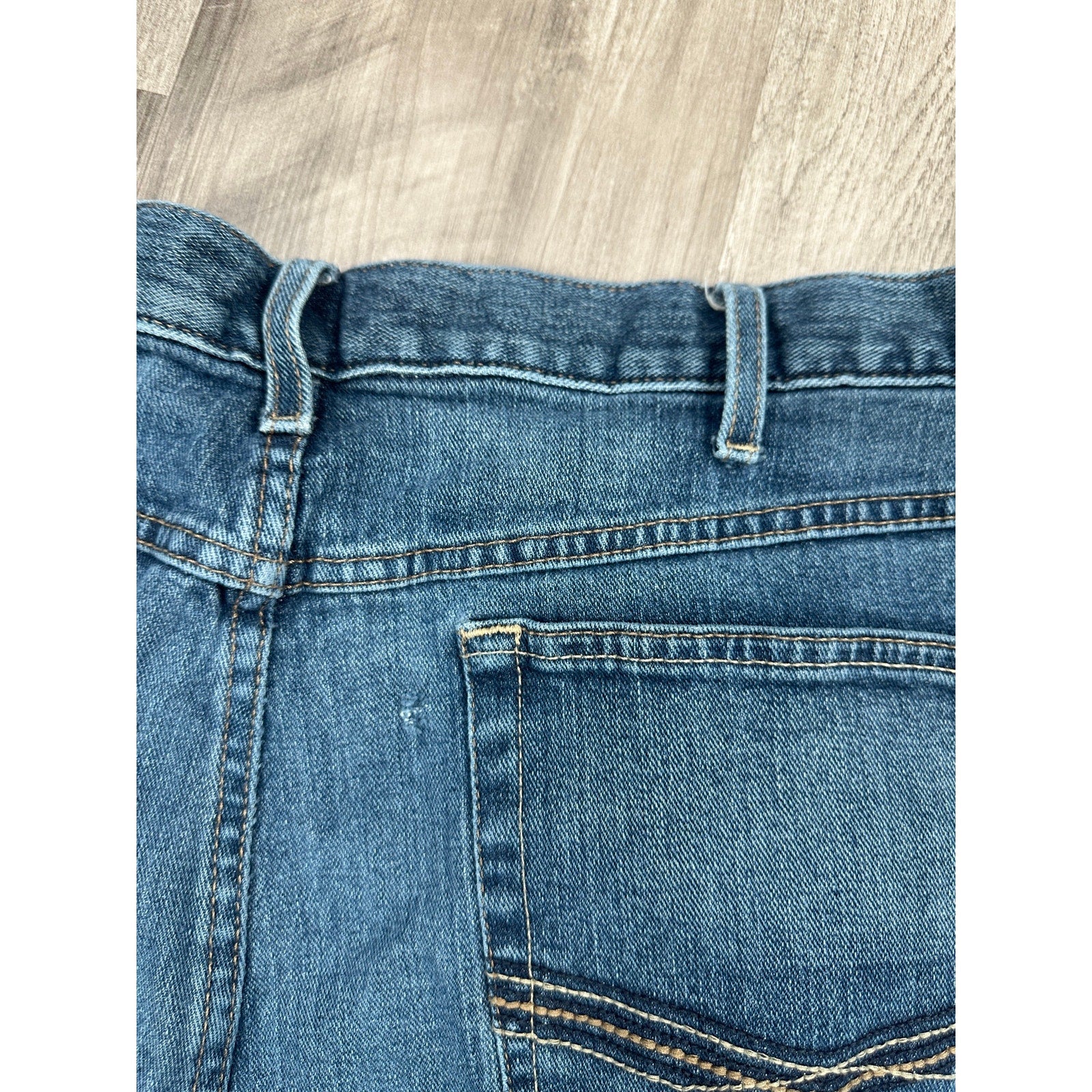 Ariat Legacy Kilroy M4 Relaxed Bootcut Jeans in Blue — Size 44x30 // Preowned