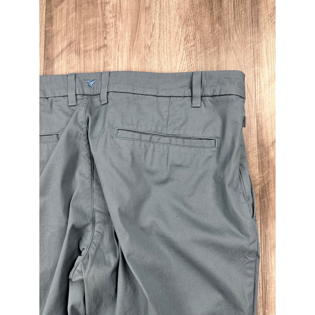 Birddogs Stretch Performance Khakis in Slate Gray — Size 38x30 // Preowned
