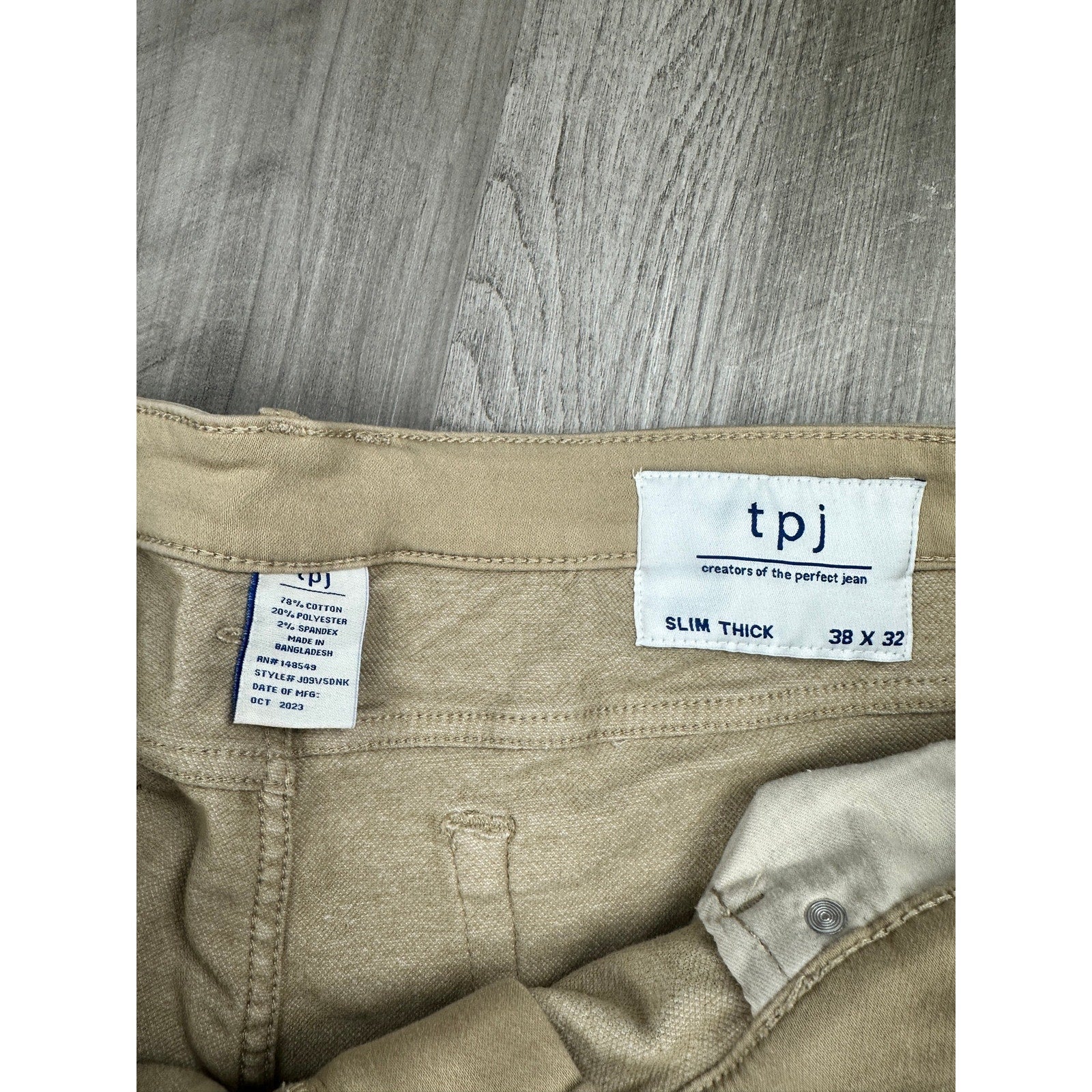 TPJ The Perfect Jean The Denkhaki Slim Thick Fit Jeans in Light Khaki — Size 38x32 // Preowned