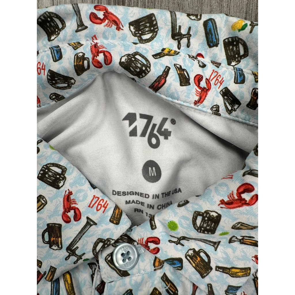 1764 Beer Crab Golf Polo in White Light Blue Lobster Print — Size Medium // Preowned