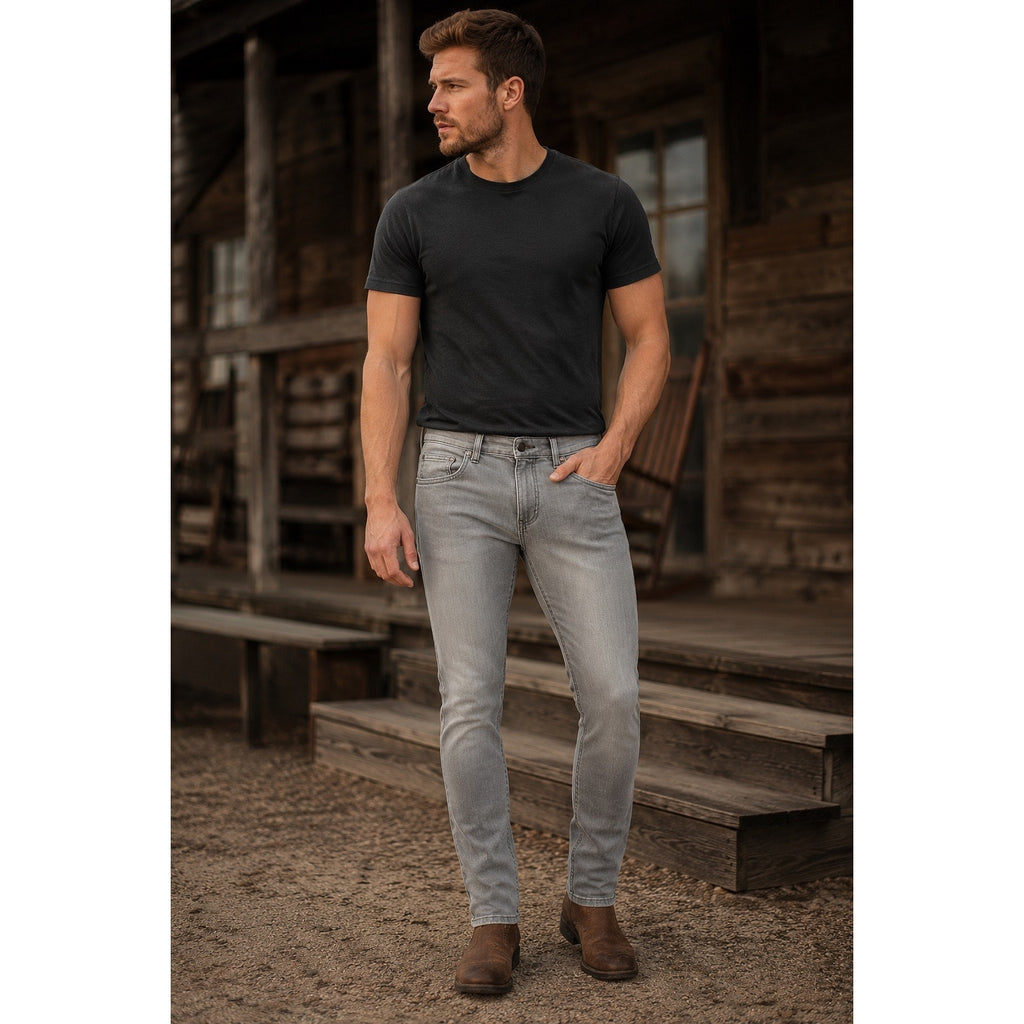 Wrangler Slim Tapered Jean in Gray Wash — 31x32