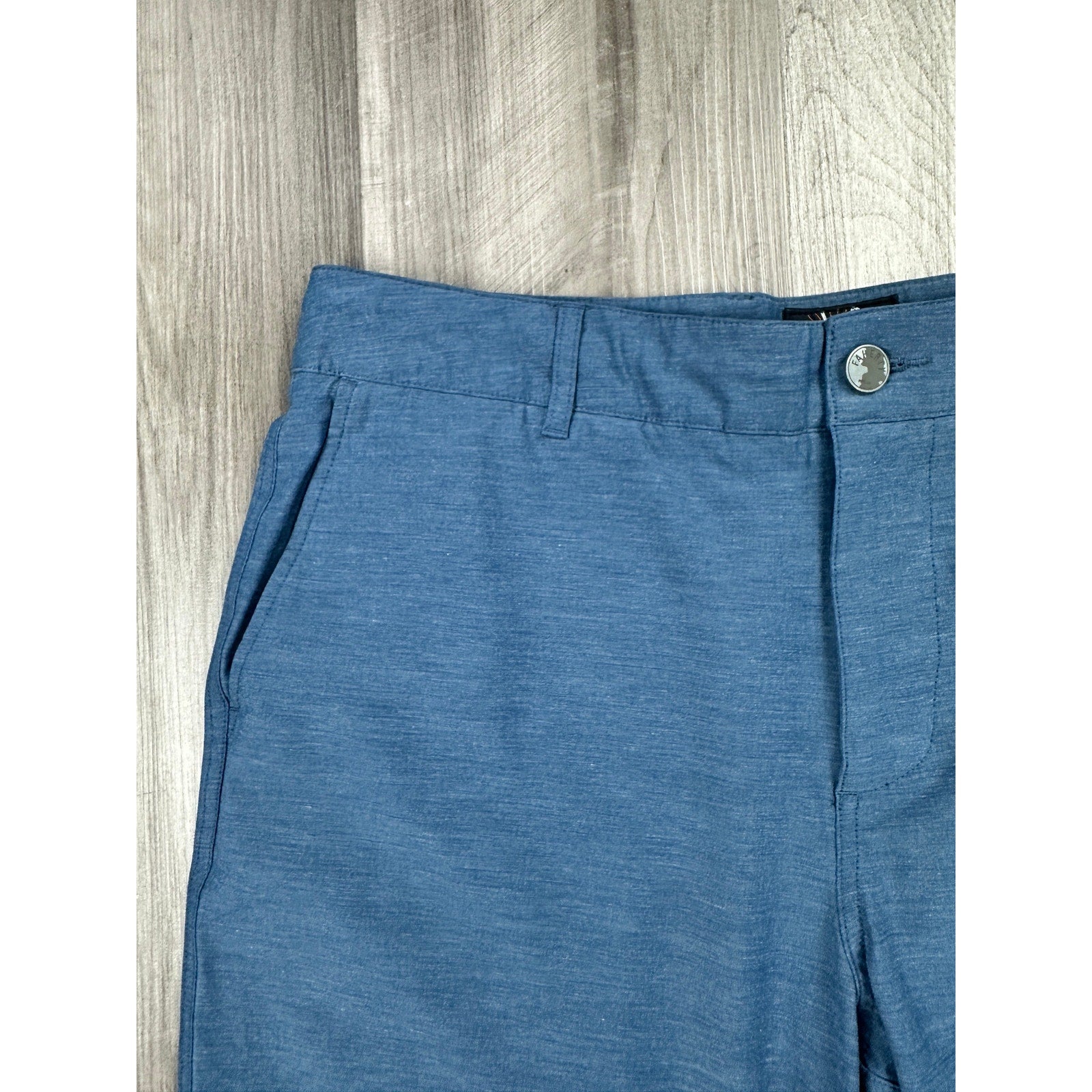 Faherty All Day Performance Shorts in Blue — Size 35 // Preowned