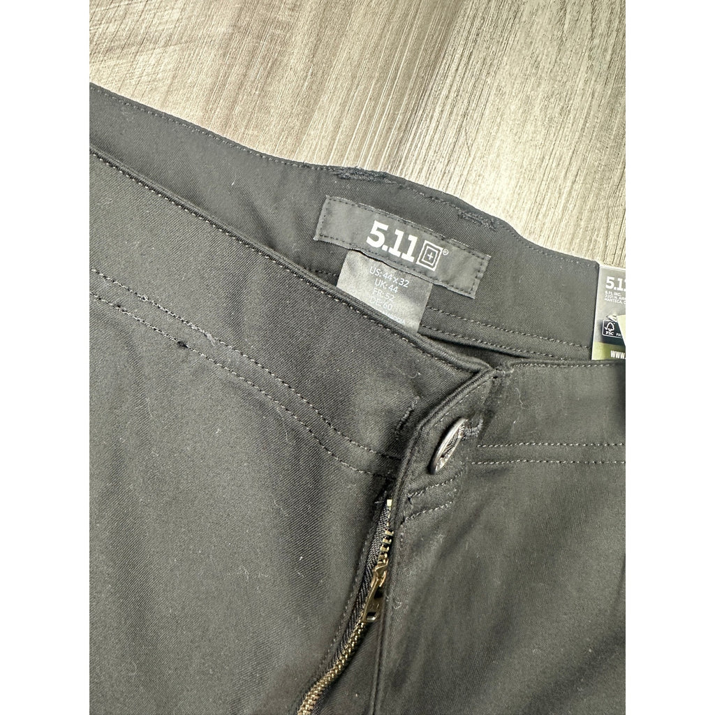 5.11 Tactical Edge 2.0 Straight Fit Chino Pants in Black — Size 44x32
