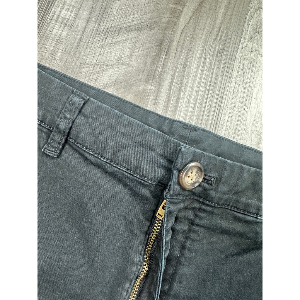 Chubbies The Flat Front Collection Regular Fit 7" Chino Shorts in Shadowstorm Black — Size 32 // Preowned