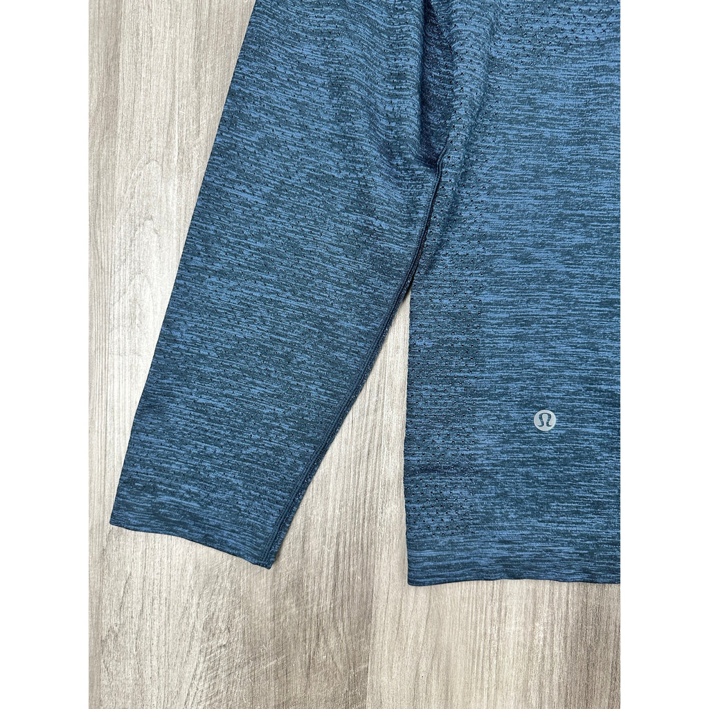 Lululemon Metal Vent Tech Half Zip Pullover in Heather Navy — Size Large // Preowned