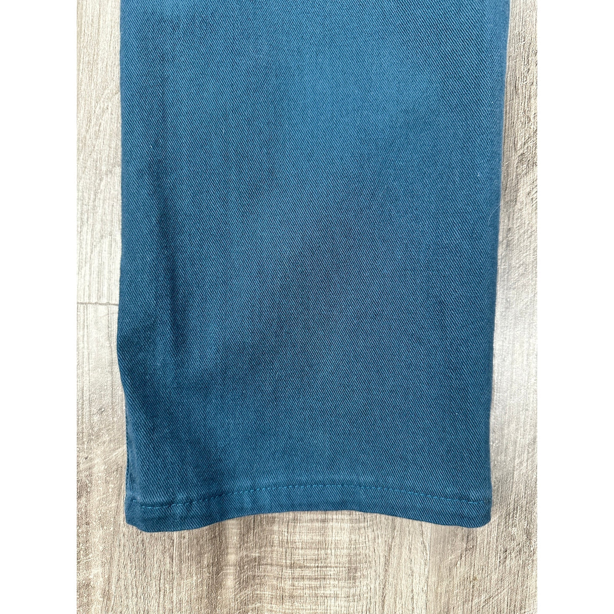 J Brand Tyler Slim Fit Province Jeans — Size 32 // Preowned