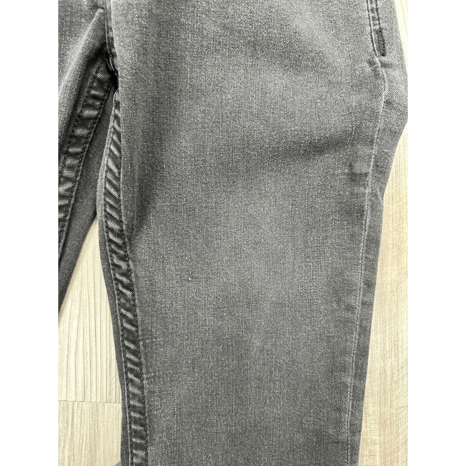 Salvage Supply Company Regular Fit Mayhem Straight Jeans in Black — Size 30x32 // Preowned