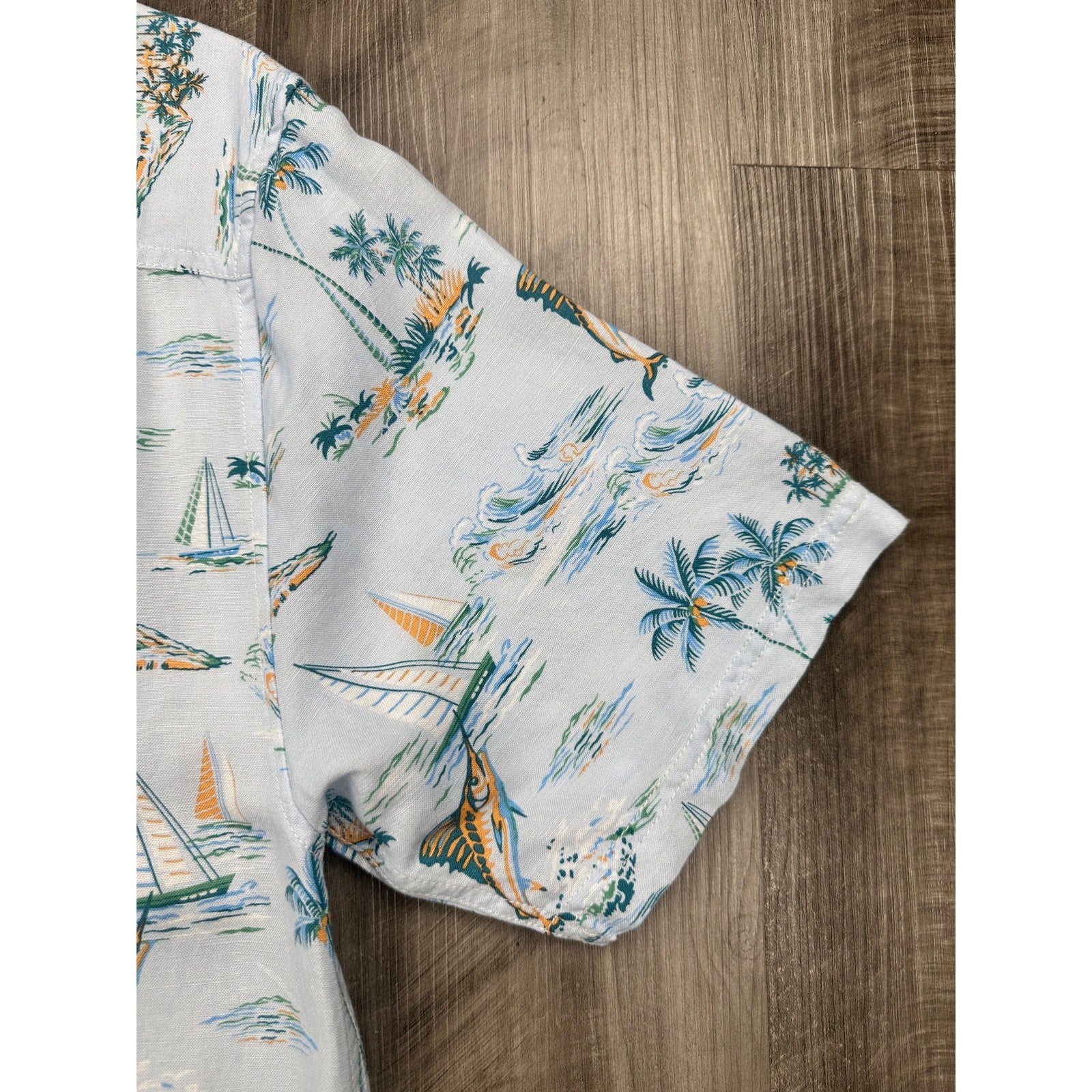 Tommy Bahama Sand Linen Sailfish Scenic Indigo Palms Short Sleeve Button Down in Dew Drop — Size Small