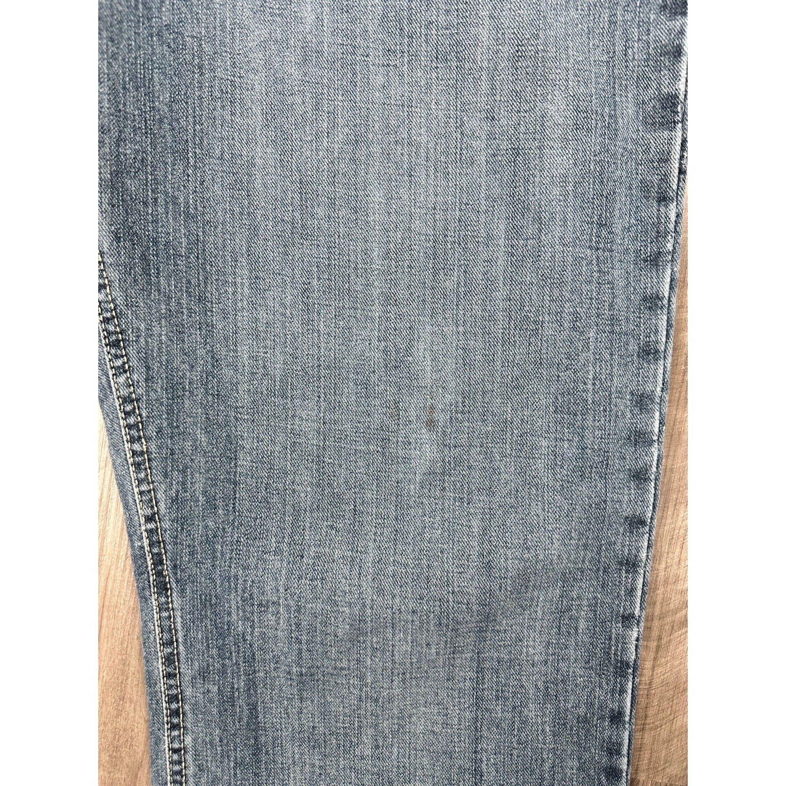 Cinch Silver Label Straight Leg Jeans in Blue — Size 38x36 // Preowned
