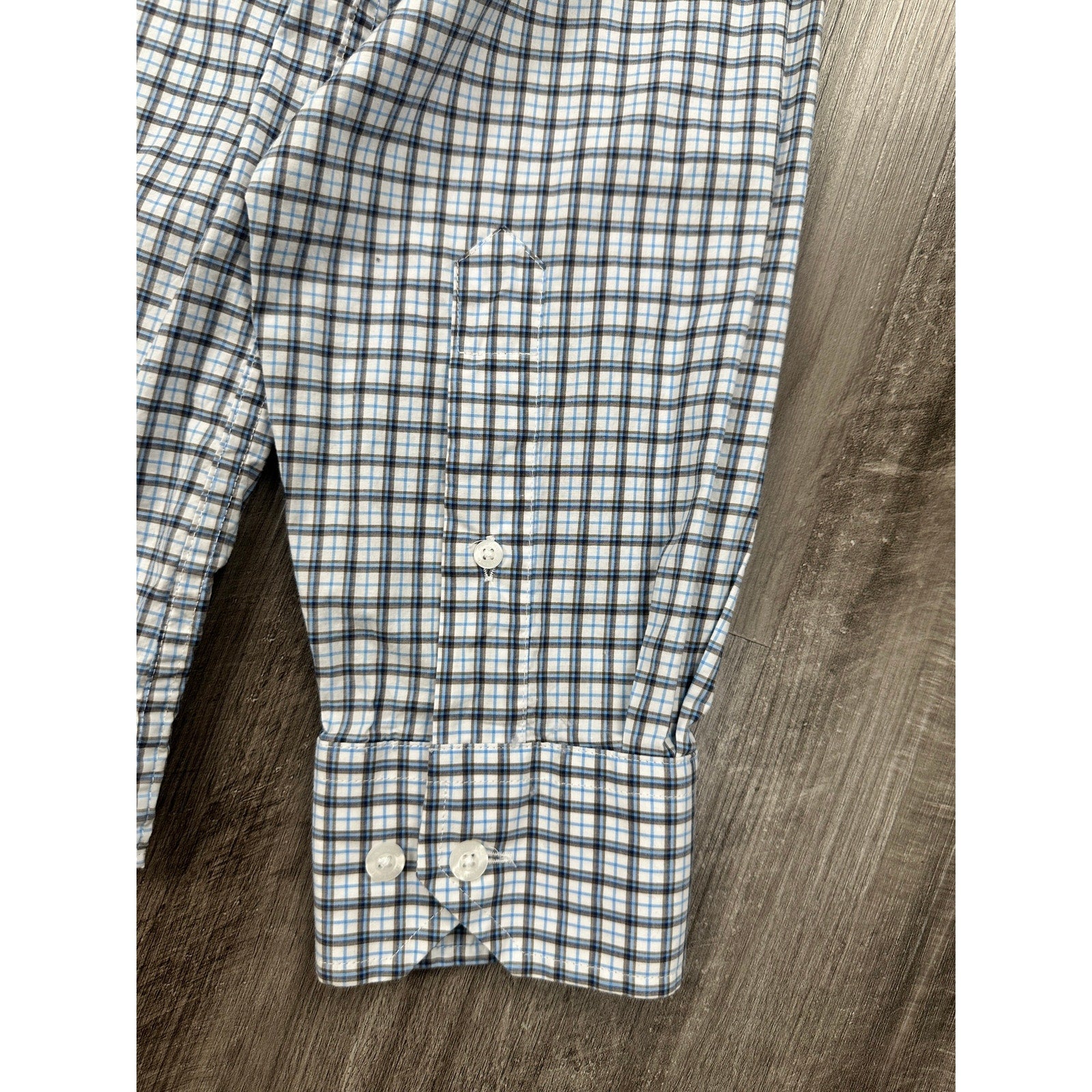 Onward Reserve Tailored Fit Plaid Long Sleeve Button Down in White, Blue, Navy and Dark Tan — Size XL // Preowned