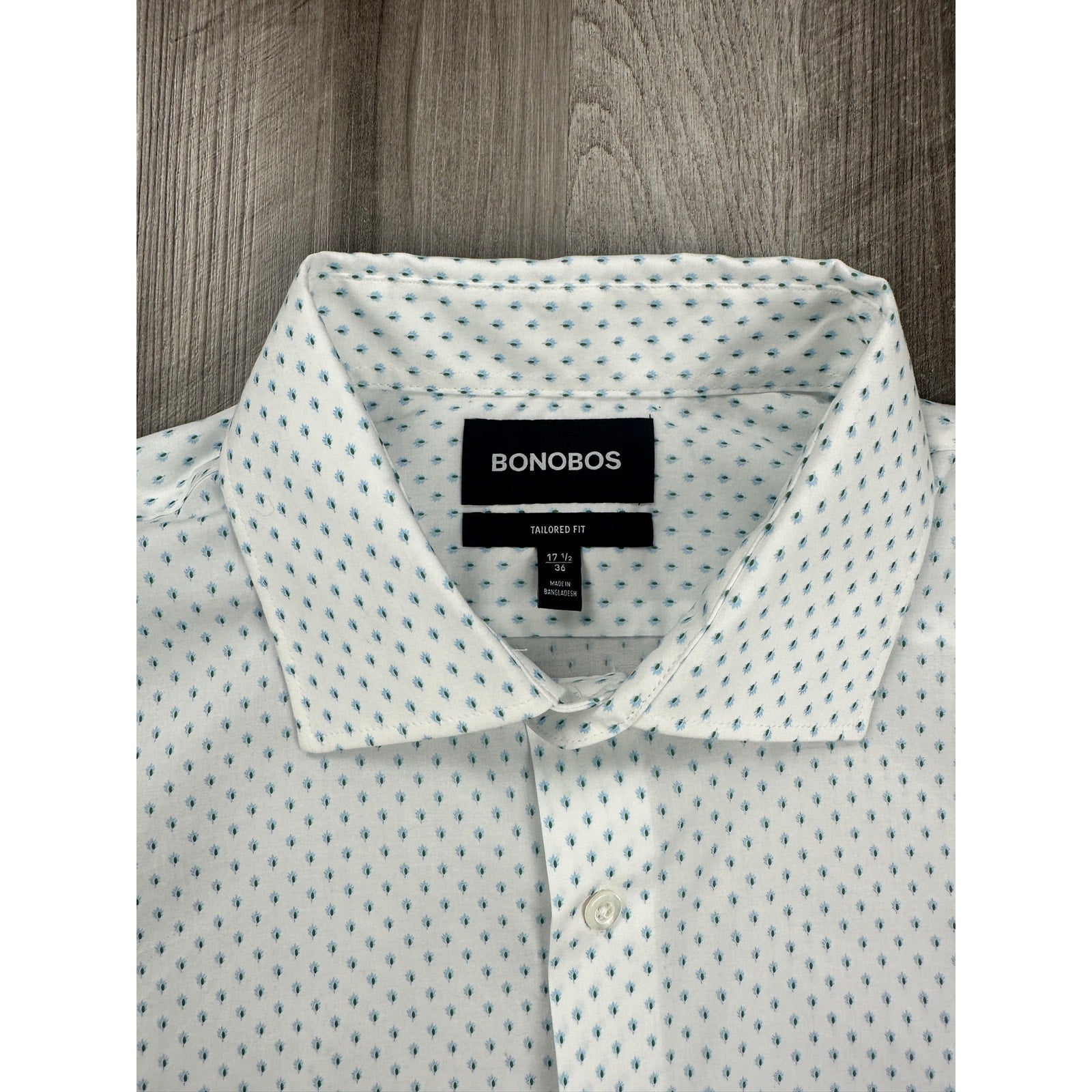 Bonobos Tailored Fit Long Sleeve Button Down in White with Blue and Green Leaves — Size 17.5/36 (XL)