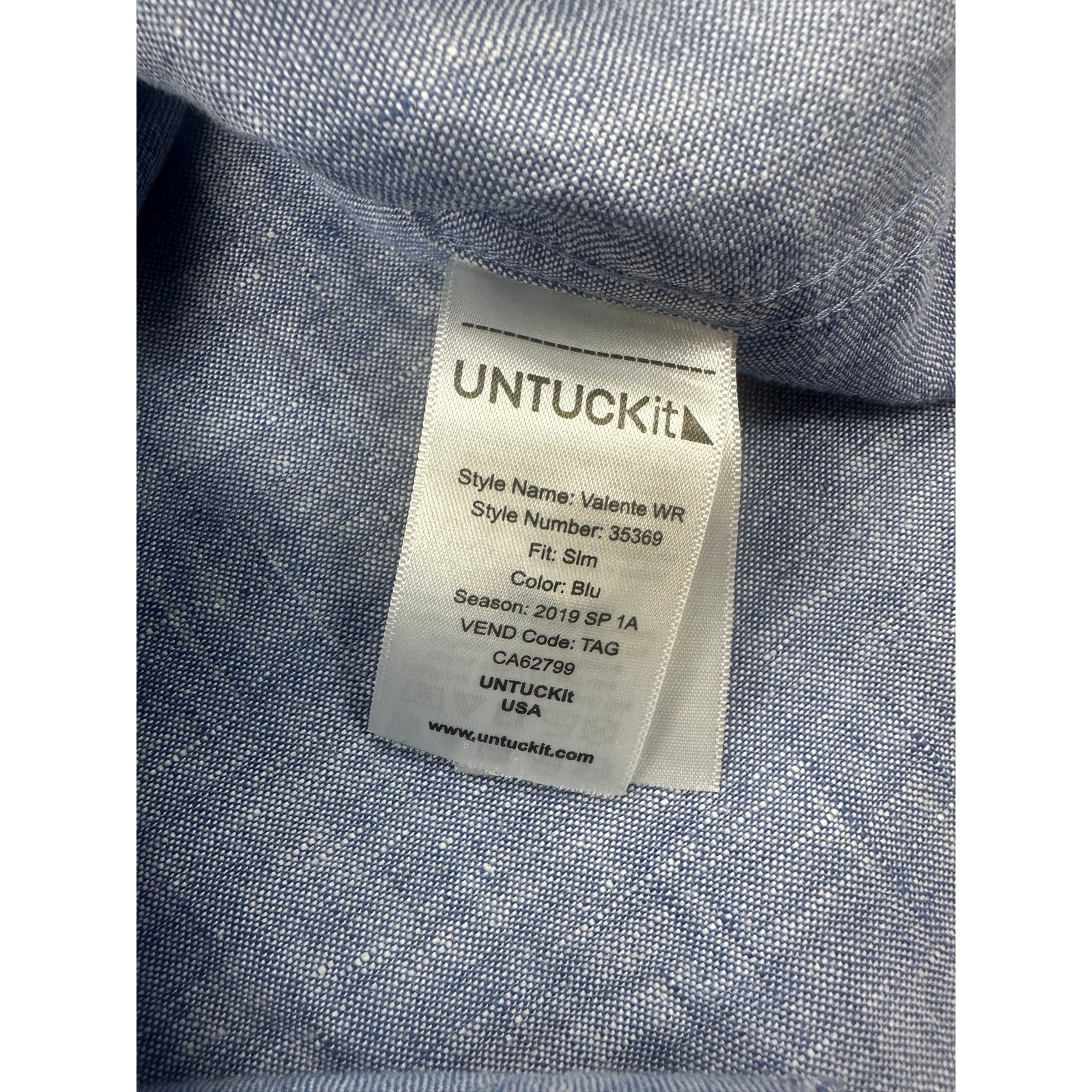 UNTUCKit Valente Linen Short Sleeve Button Down in Blue — Size Medium // Preowned