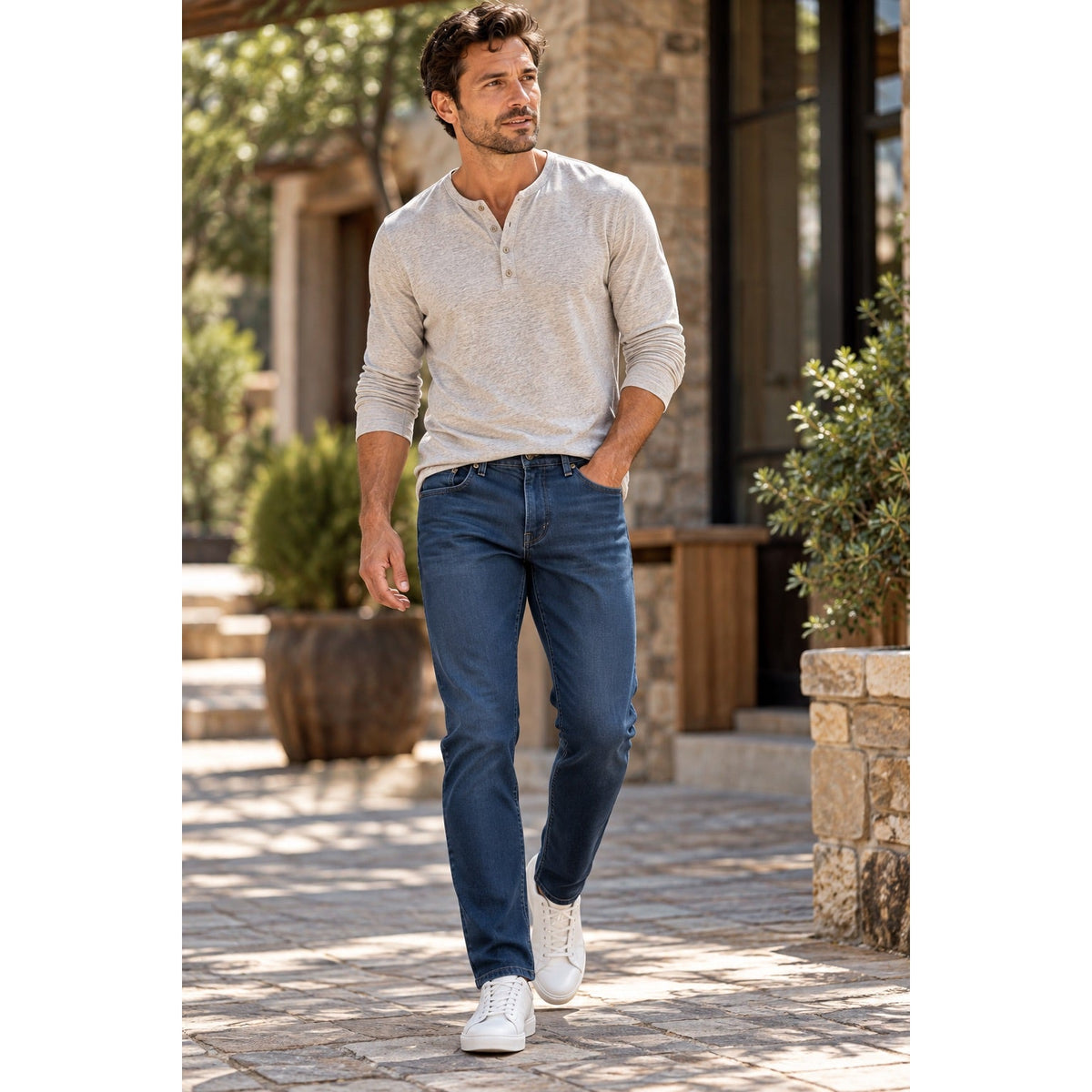Mott & Bow Mercer Slim Fit Dark Wash Jeans — Size 31x32 // Preowned