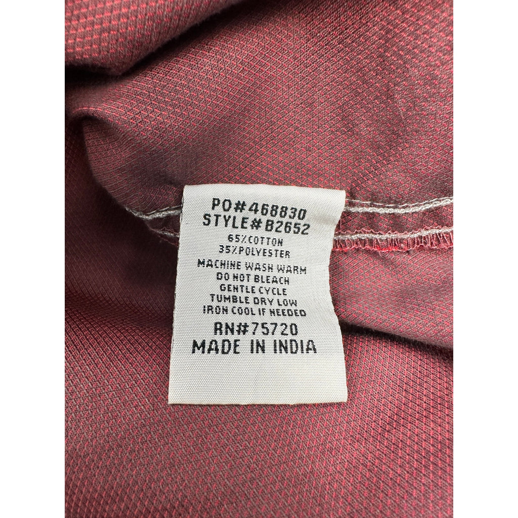 BKE Short Sleeve Athletic Fit Pearl Snap Button Down in Red Gray — Size 2XL // Preowned