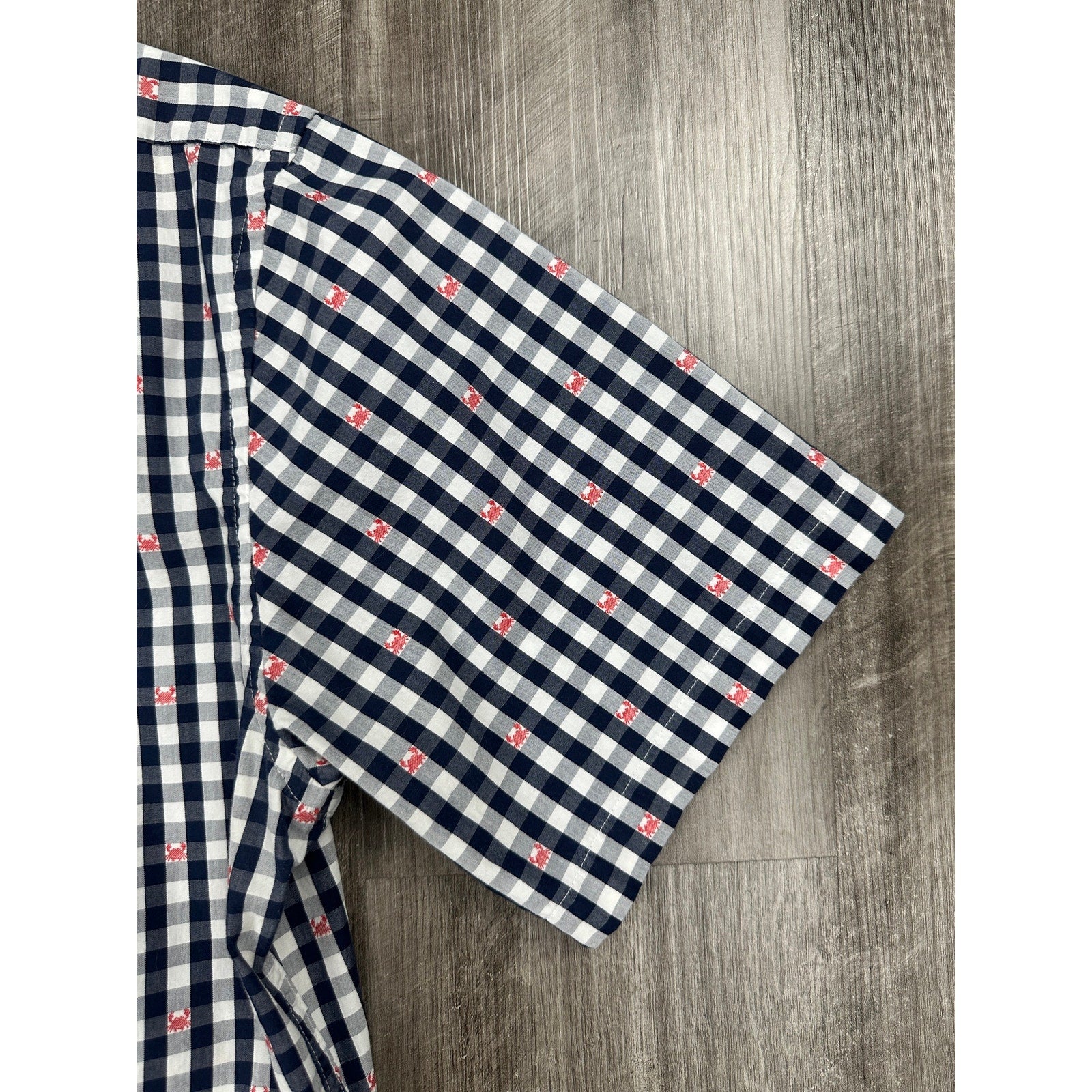 Brooks Brothers Regent Fit Gingham Crab Print Short Sleeve Shirt in Navy, White, Red — Size Large // Preowned