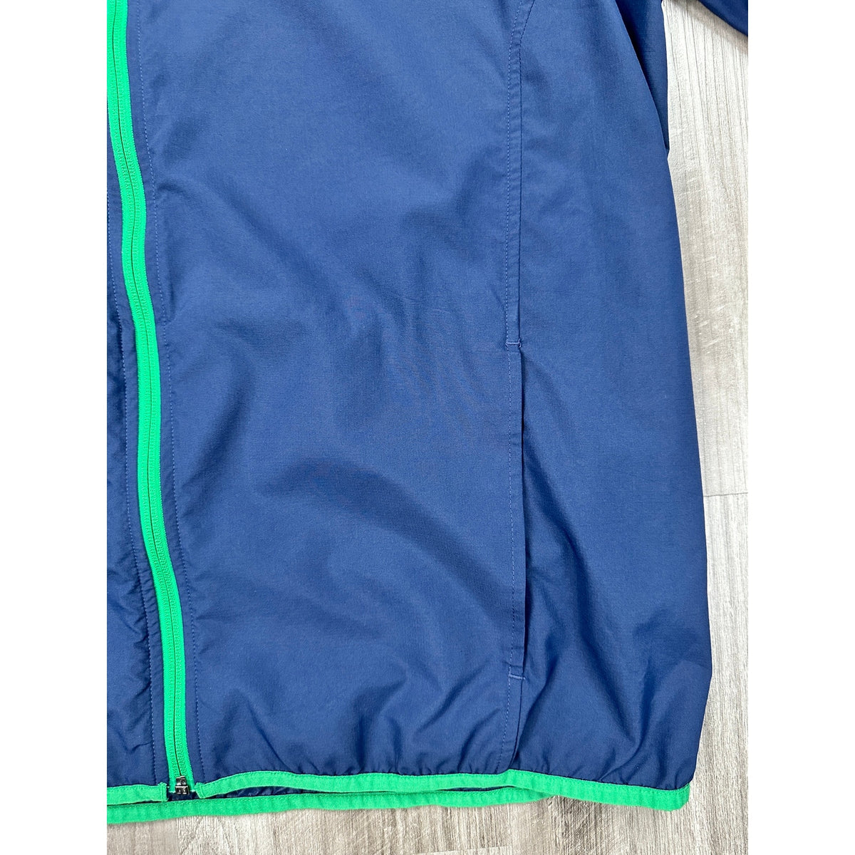 Under Armour Notre Dame Fighting Irish Storm Full Zip Hooded Windbreaker Jacket — Size Medium // Preowned