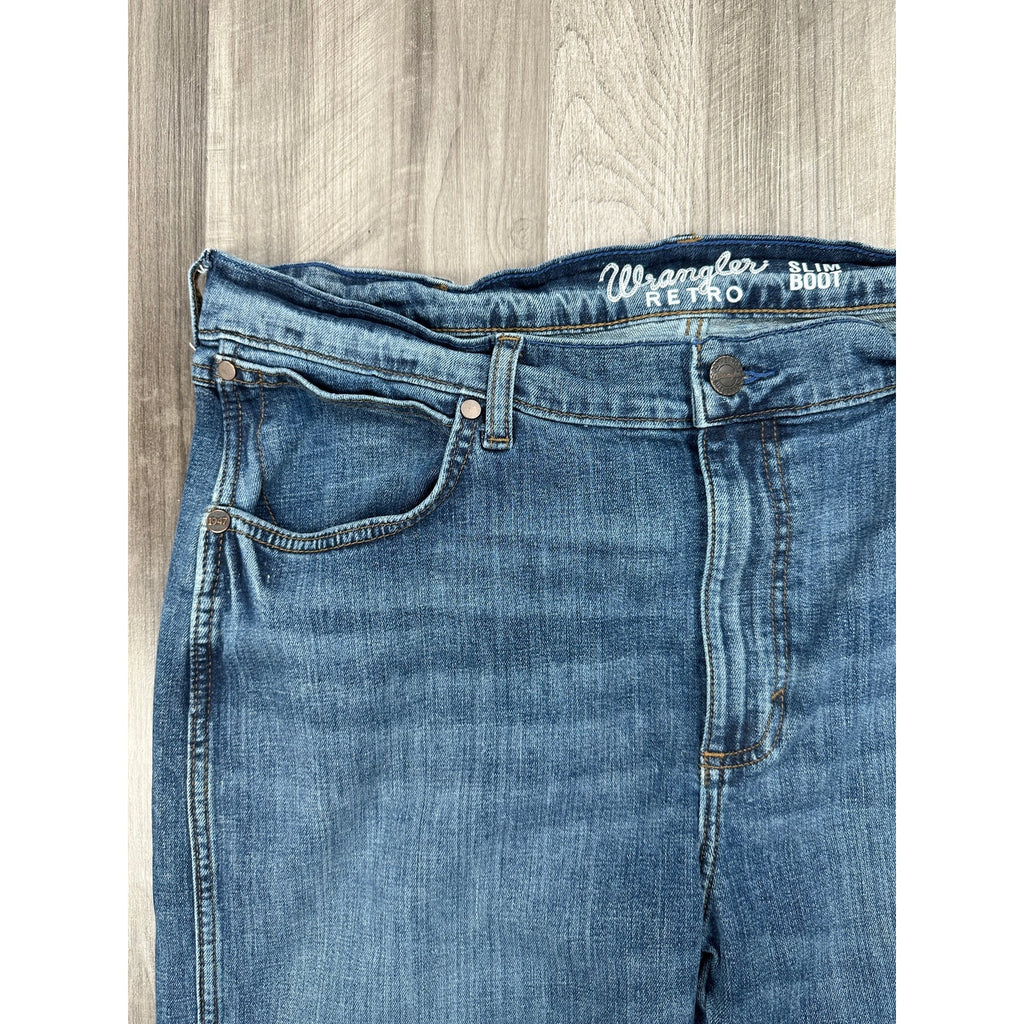Wrangler RETRO Slim Bootcut Gunter Jeans — Size 38x32 // Preowned