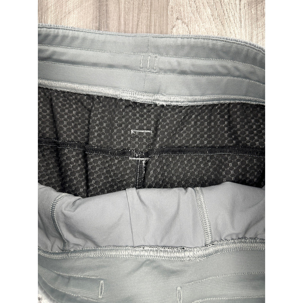 Lululemon At Ease Knit Joggers in Heather Gray — Size Large // Preowned