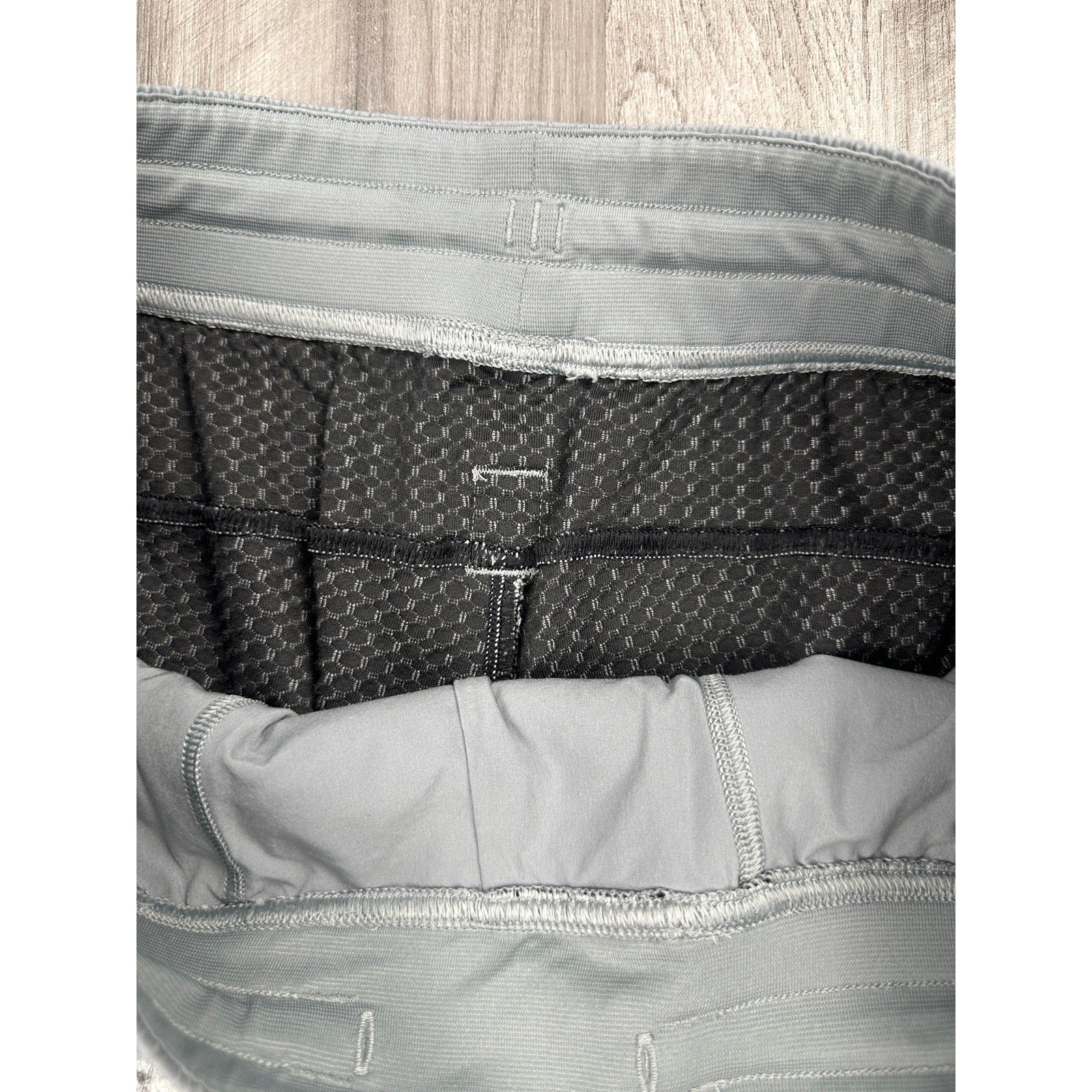 Lululemon At Ease Knit Joggers in Heather Gray — Size Large // Preowned