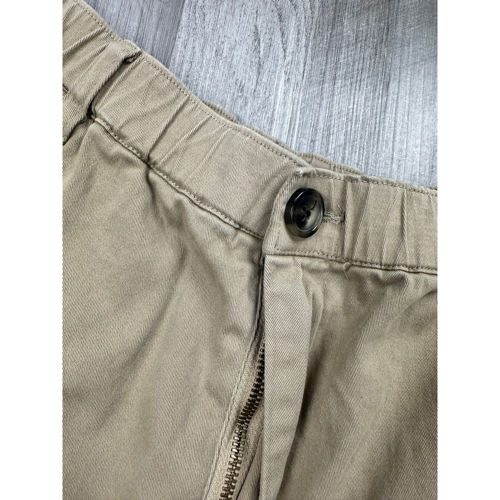 Cove 5" Chino Shorts in Light Khaki — Size 38 // Preowned