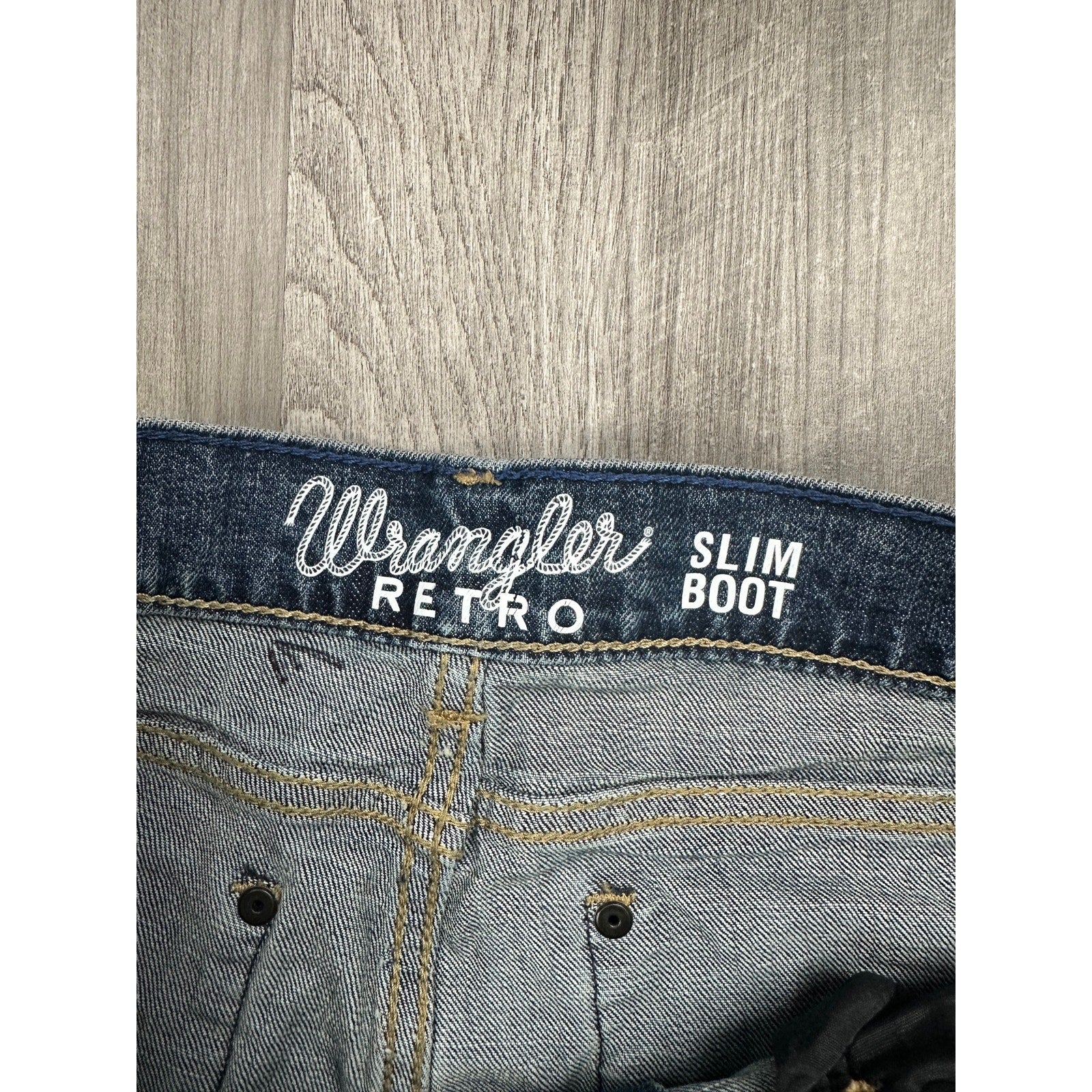 Wrangler RETRO Slim Bootcut Jeans in Blue — Size 32x32 // Preowned