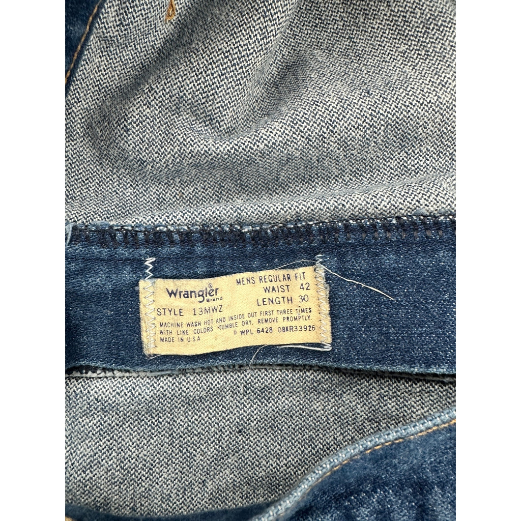 Wrangler Made in USA Vintage Cowboy Cut Original Fit Jeans in Blue — Size 42x30 // Preowned