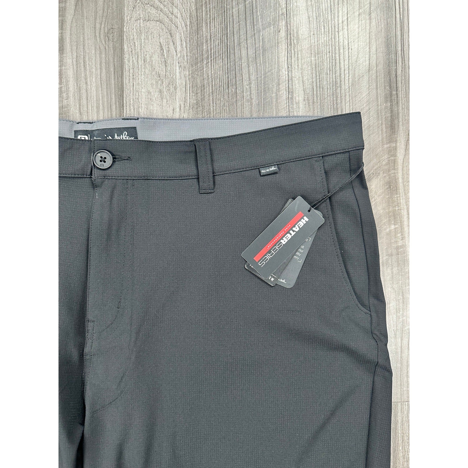 Travis Mathew Starnes 9-Inch Golf Shorts in Black — Size 42