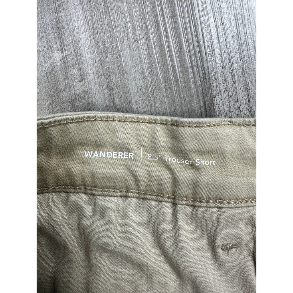 Adriano Goldschmied The Wanderer 8.5" Trouser Shorts — Size 33 // Preowned
