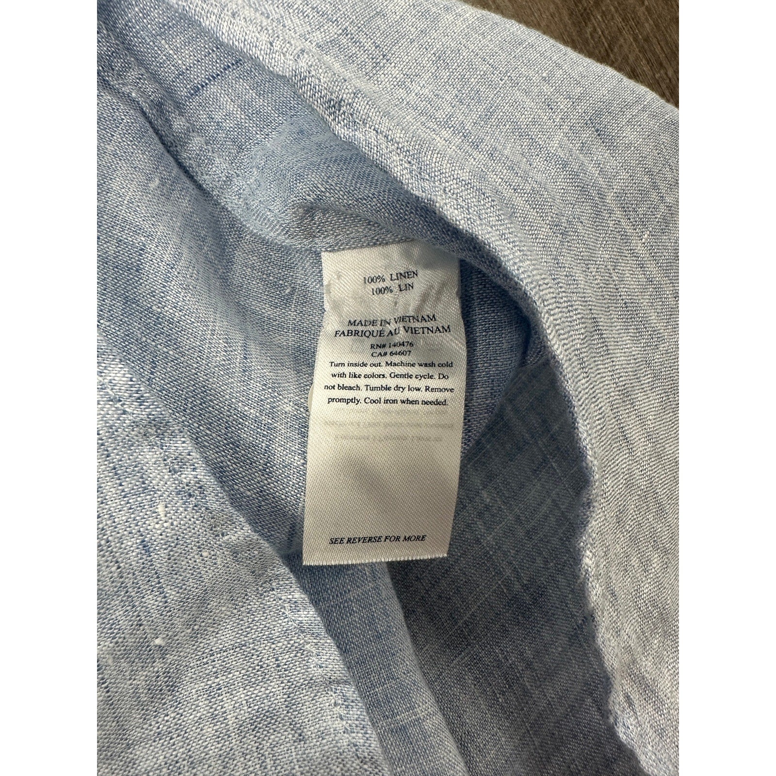 Faherty Laguna Linen Long Sleeve Shirt in Light Blue — Size Medium // Preowned