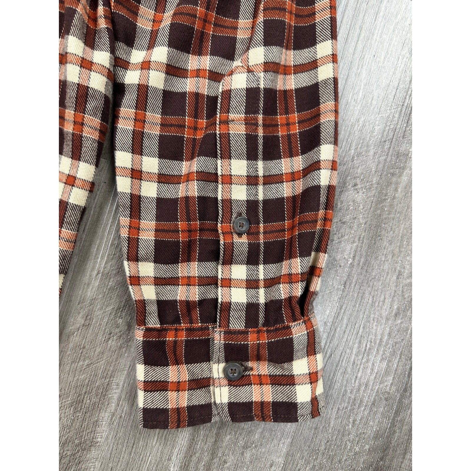Simms Santee Flannel Camp Plaid Long Sleeve Shirt in Mahogany, Tan — Size XL // Preowned
