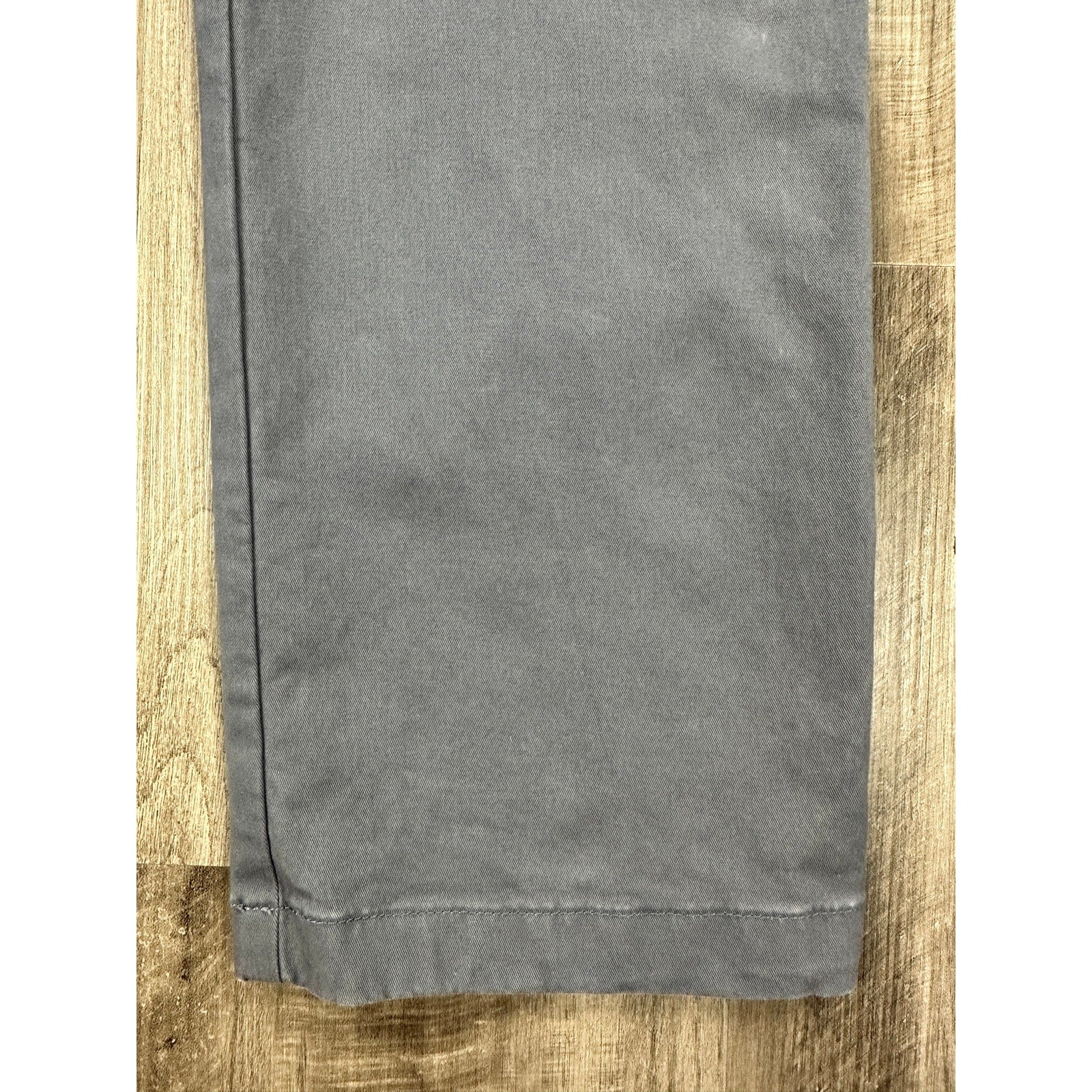 Reiss Stretch Chino Pants in Slate Gray — Size 34 Regular // Preowned