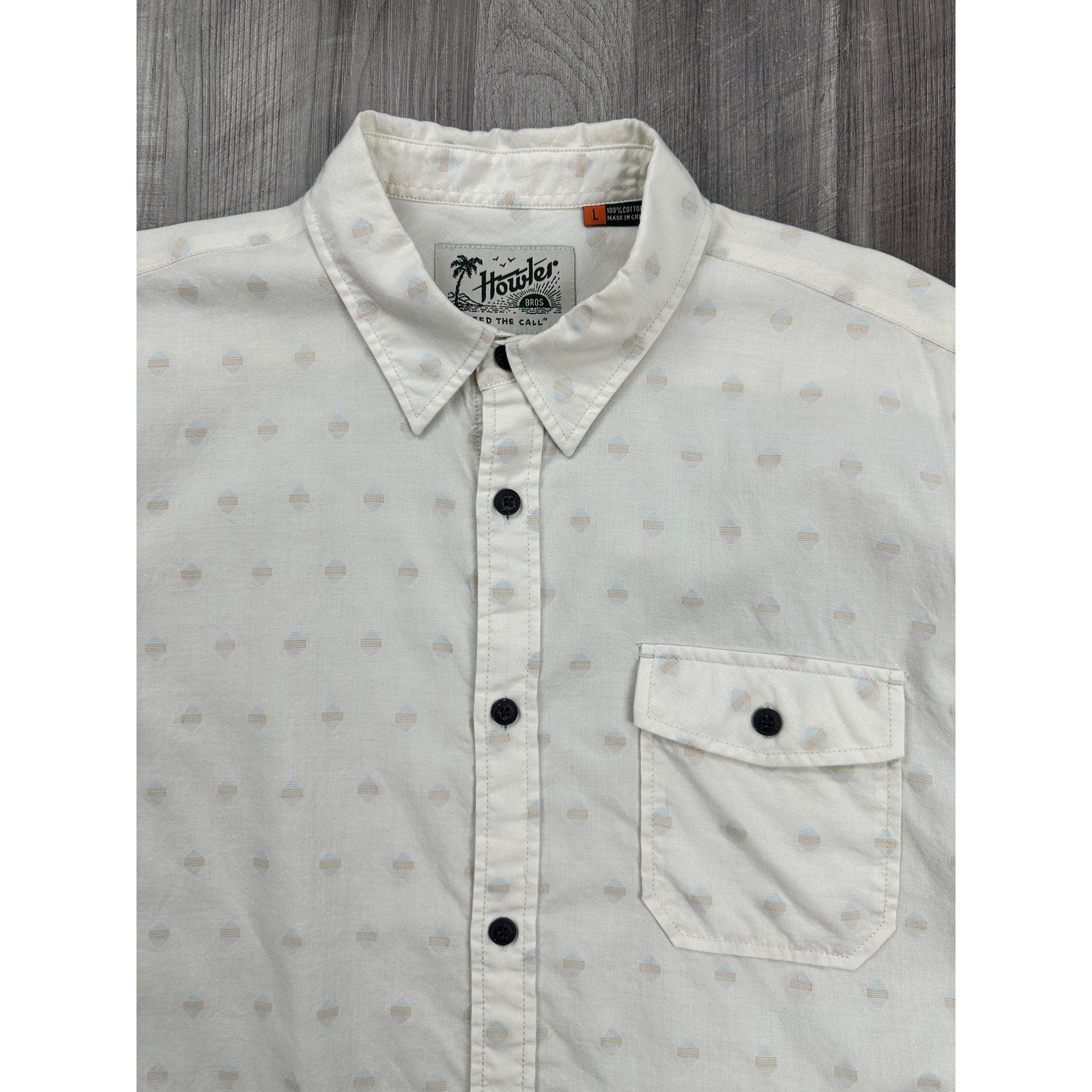 Howler Brothers San Gabriel Short Sleeve Button Down in Sunrise Jacquard Sandston — Size Large